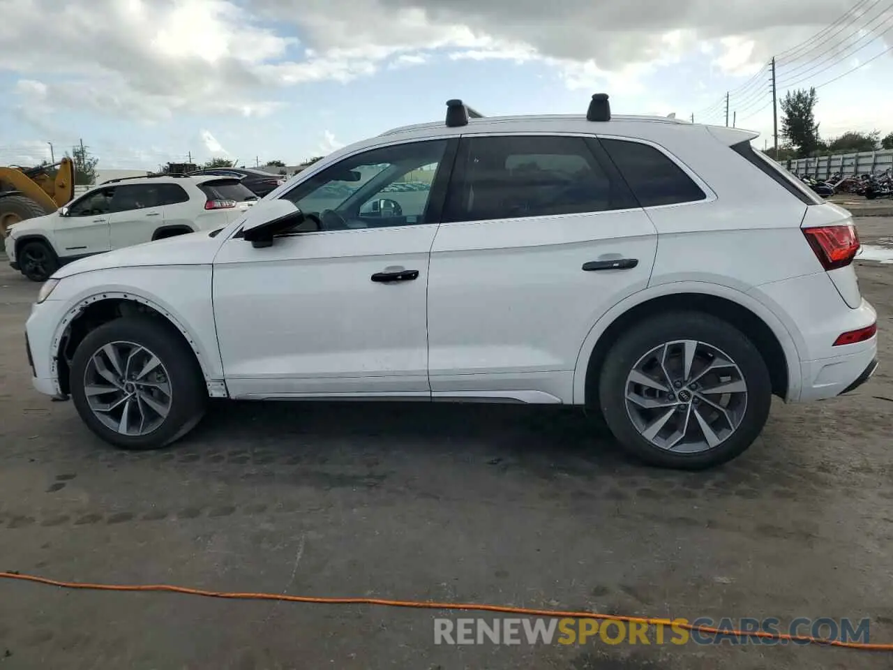 2 Photograph of a damaged car WA1BAAFY9M2022169 AUDI Q5 2021