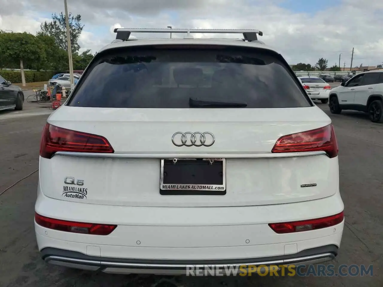 6 Photograph of a damaged car WA1BAAFY9M2022169 AUDI Q5 2021