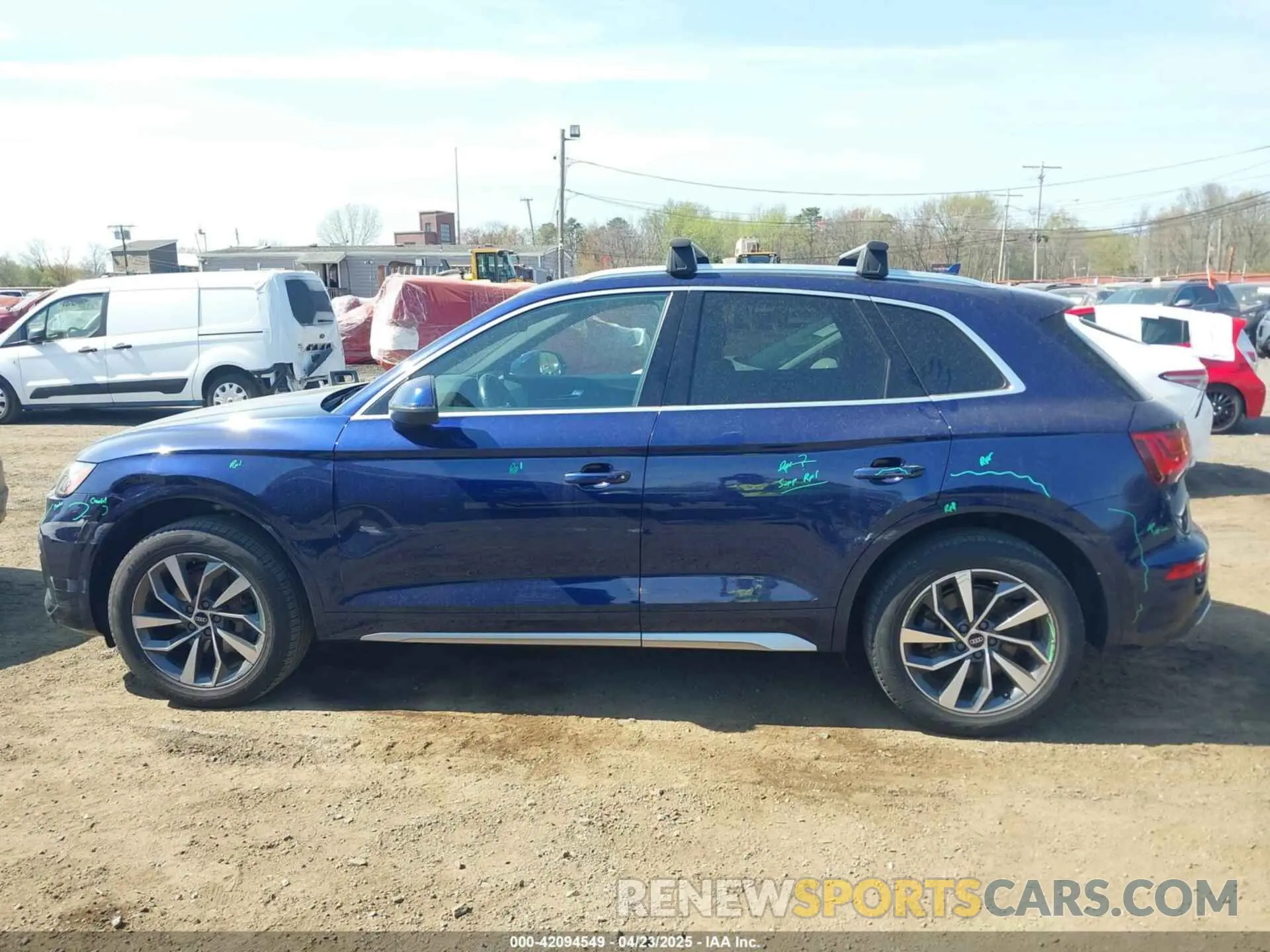14 Photograph of a damaged car WA1BAAFY9M2025847 AUDI Q5 2021