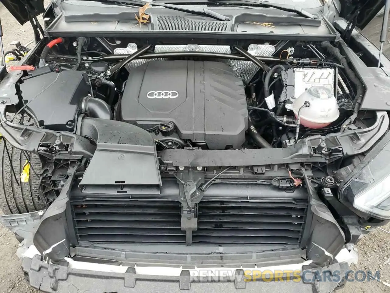 11 Photograph of a damaged car WA1BAAFY9M2035407 AUDI Q5 2021