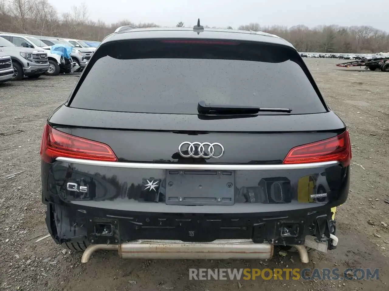 6 Photograph of a damaged car WA1BAAFY9M2035407 AUDI Q5 2021