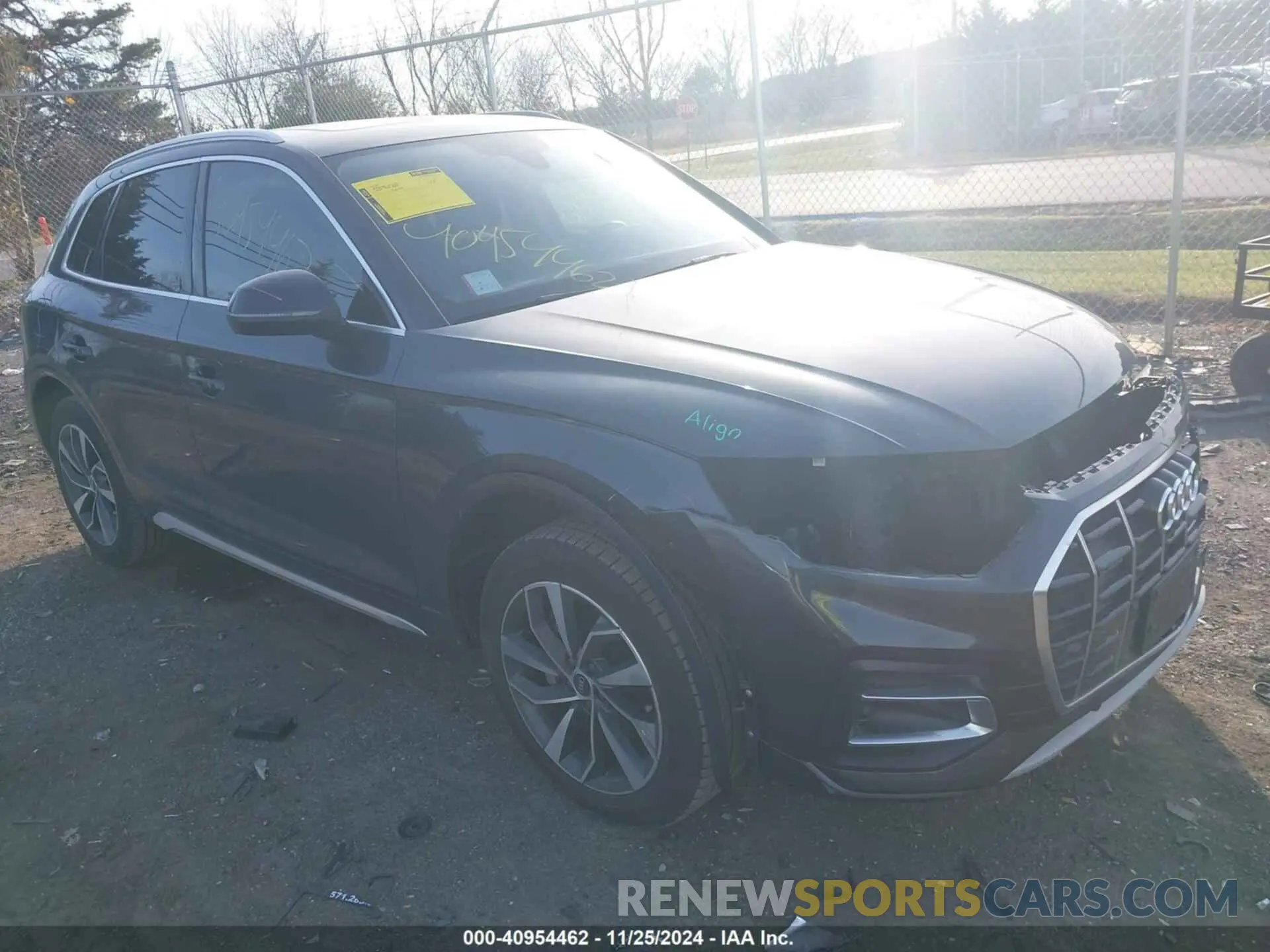 1 Photograph of a damaged car WA1BAAFY9M2136916 AUDI Q5 2021