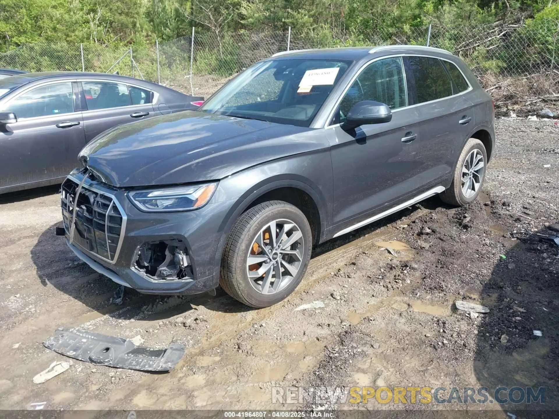 2 Фотография поврежденного автомобиля WA1BAAFYXM2013027 AUDI Q5 2021