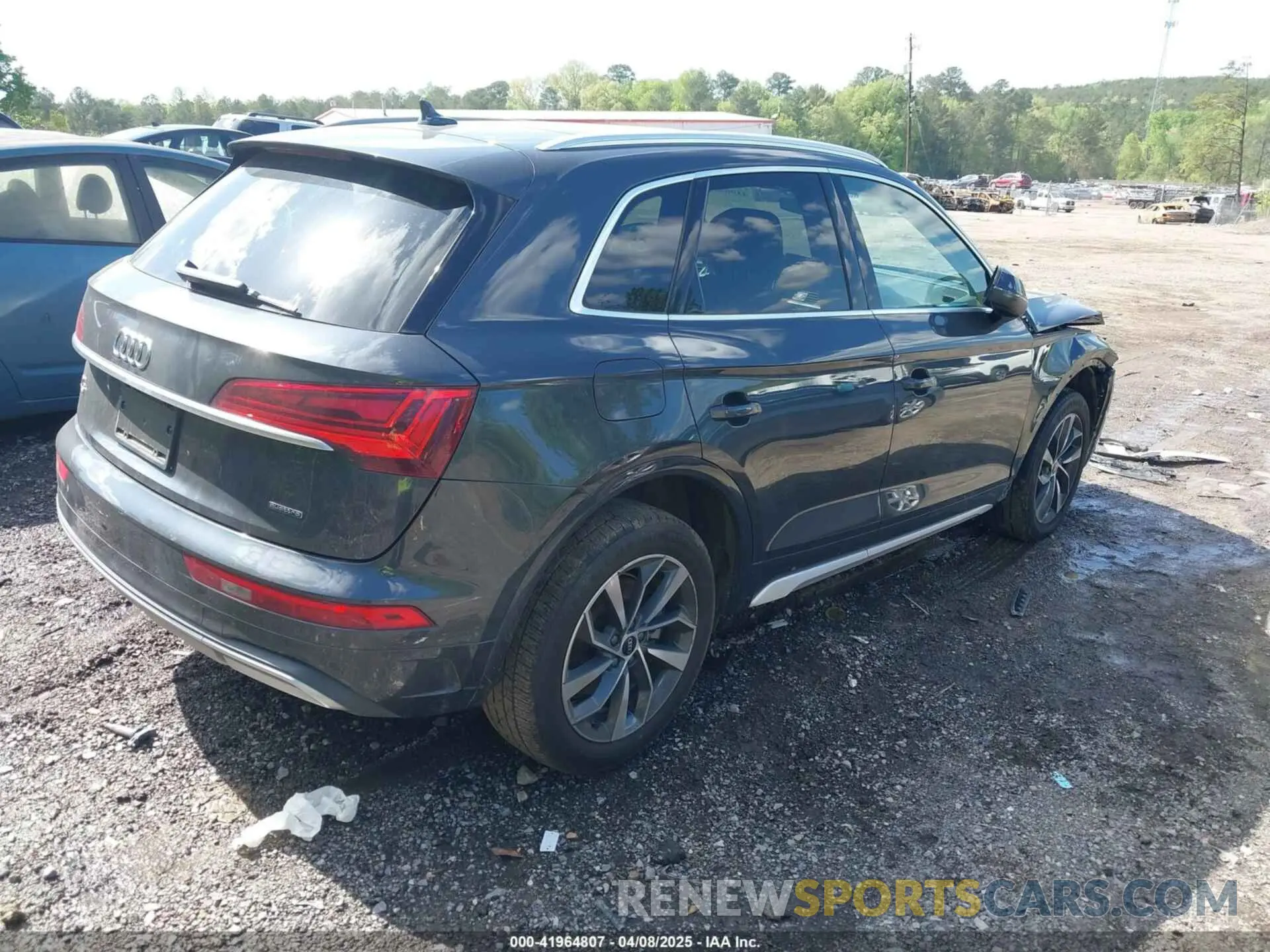 4 Фотография поврежденного автомобиля WA1BAAFYXM2013027 AUDI Q5 2021