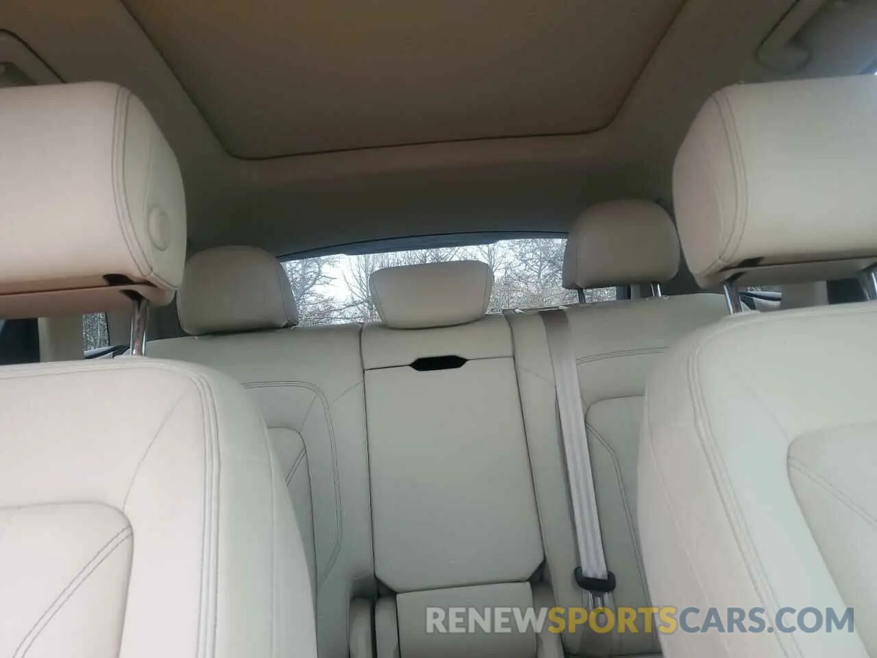 10 Фотография поврежденного автомобиля WA1BAAFYXM2112009 AUDI Q5 2021