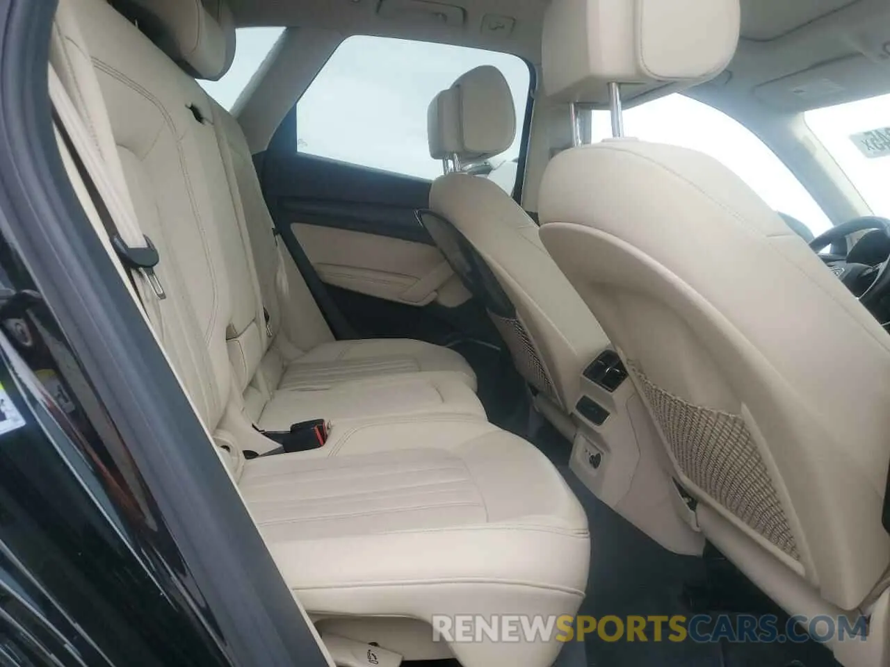 11 Фотография поврежденного автомобиля WA1BAAFYXM2112009 AUDI Q5 2021