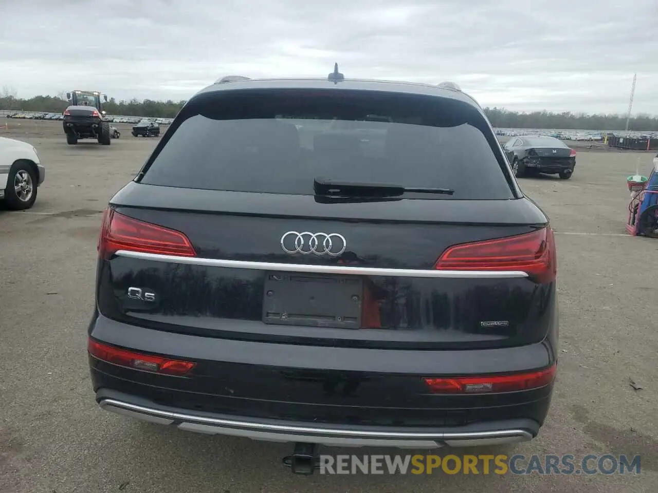 6 Фотография поврежденного автомобиля WA1BAAFYXM2112009 AUDI Q5 2021