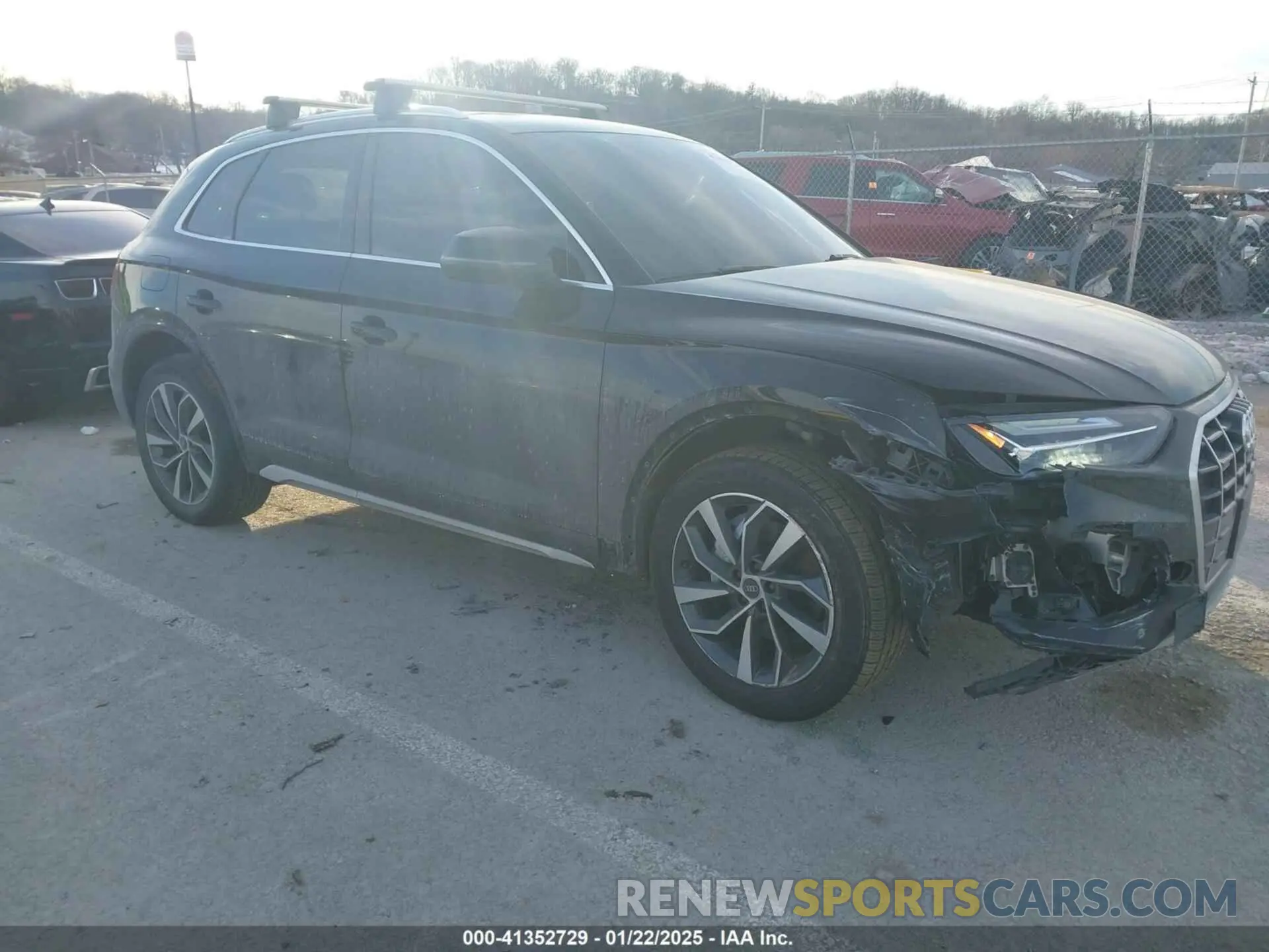 1 Photograph of a damaged car WA1BAAFYXM2112074 AUDI Q5 2021