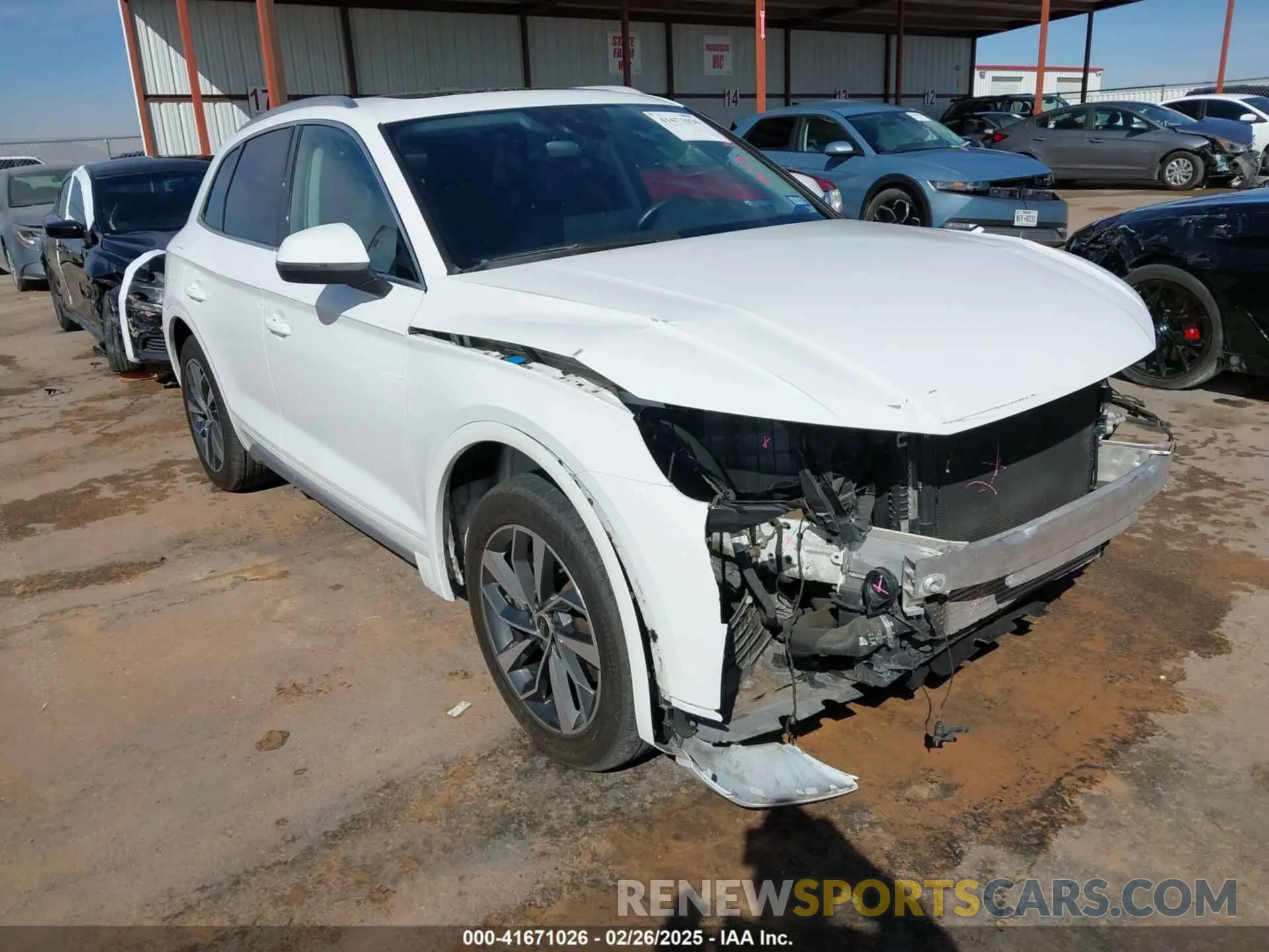 1 Photograph of a damaged car WA1BAAFYXM2125942 AUDI Q5 2021