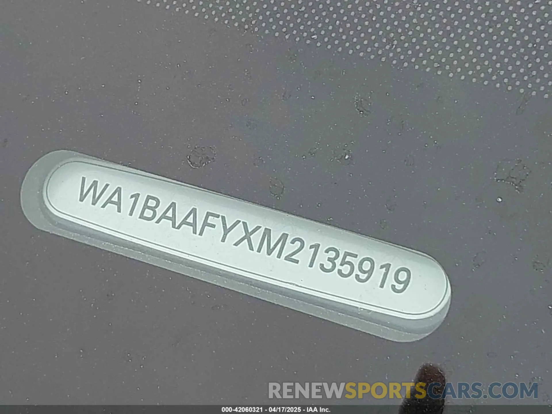 17 Фотография поврежденного автомобиля WA1BAAFYXM2135919 AUDI Q5 2021