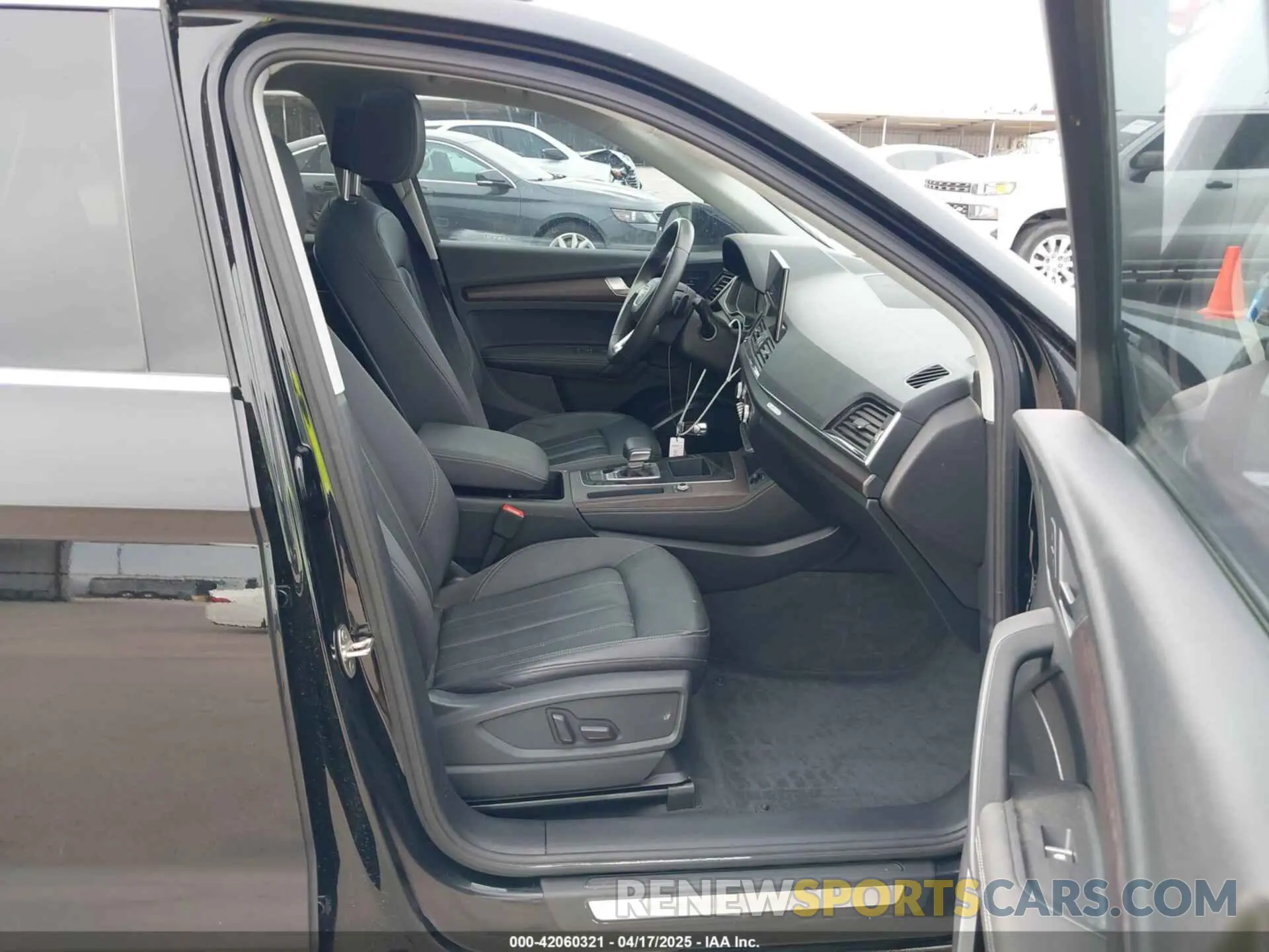 5 Фотография поврежденного автомобиля WA1BAAFYXM2135919 AUDI Q5 2021