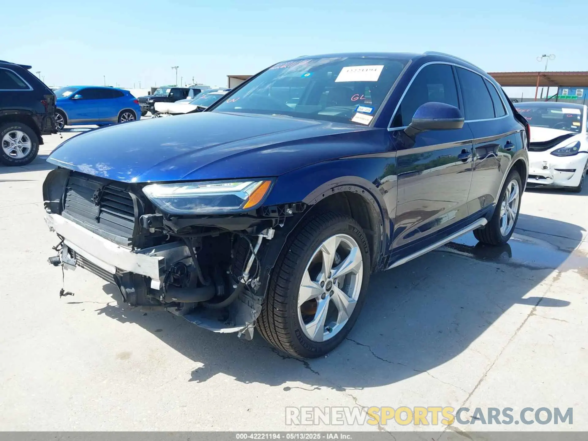 2 Фотография поврежденного автомобиля WA1CAAFY0M2089120 AUDI Q5 2021