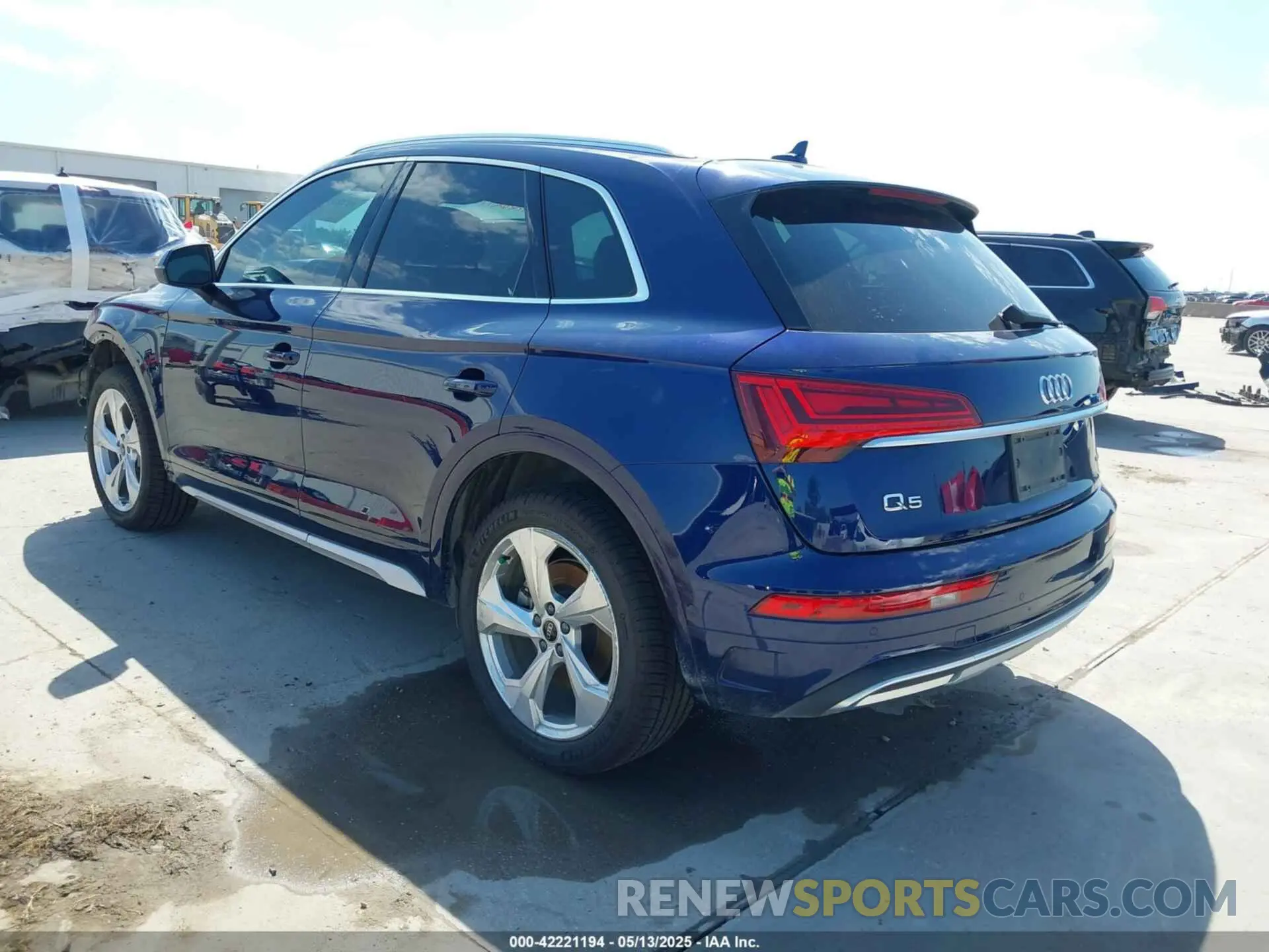 3 Фотография поврежденного автомобиля WA1CAAFY0M2089120 AUDI Q5 2021