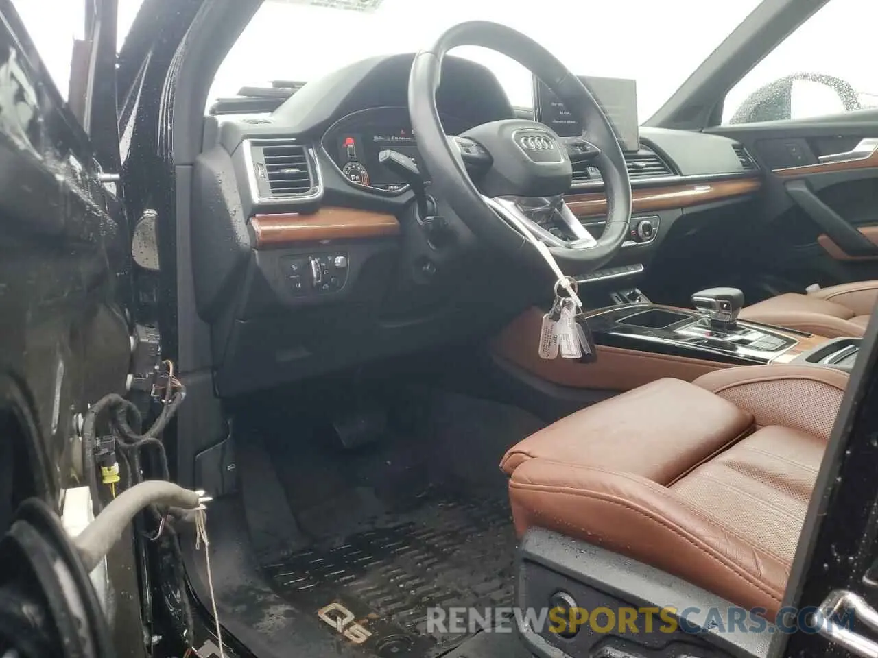 8 Фотография поврежденного автомобиля WA1CAAFY5M2082115 AUDI Q5 2021
