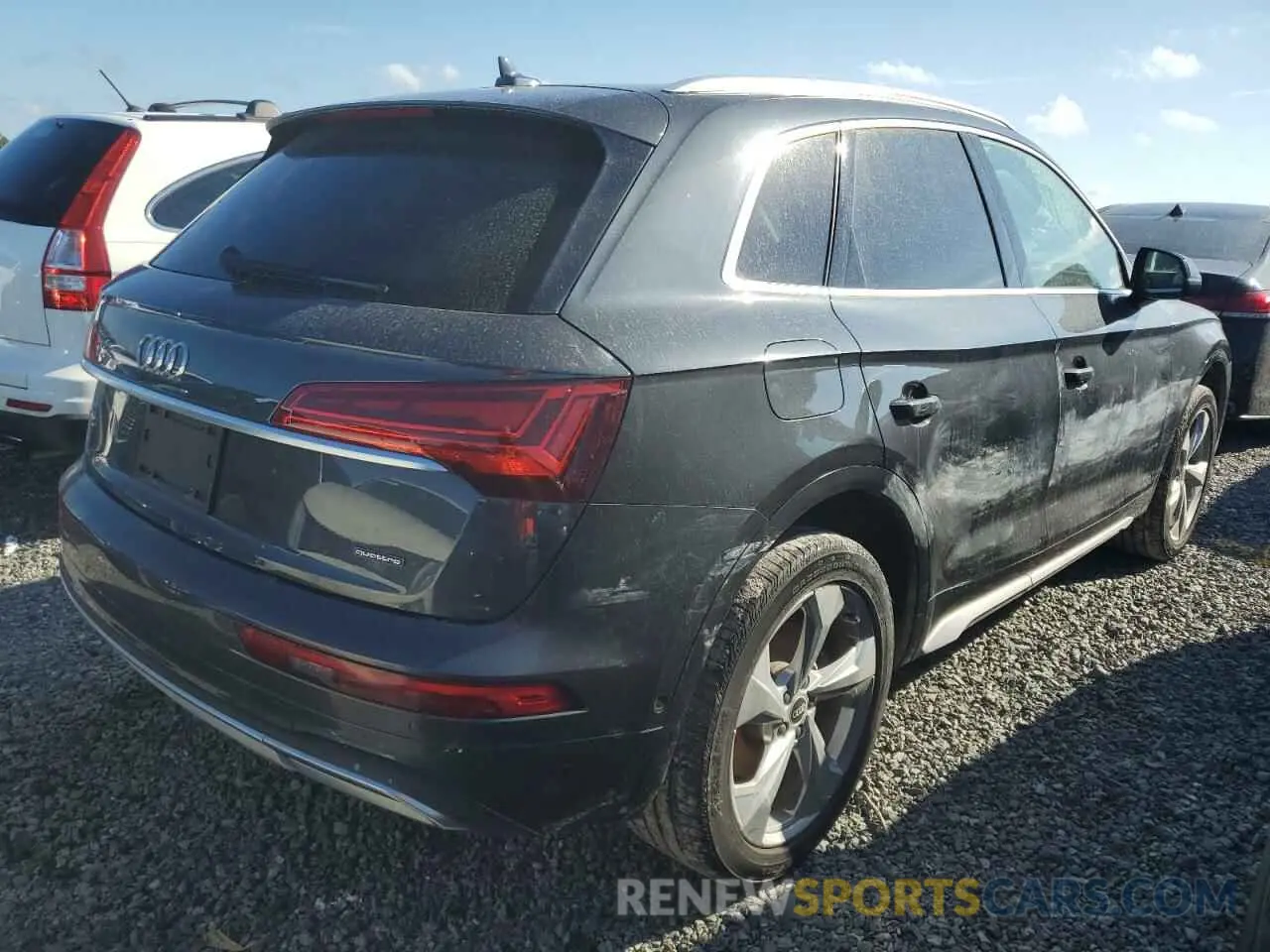 3 Photograph of a damaged car WA1CAAFY6M2017256 AUDI Q5 2021