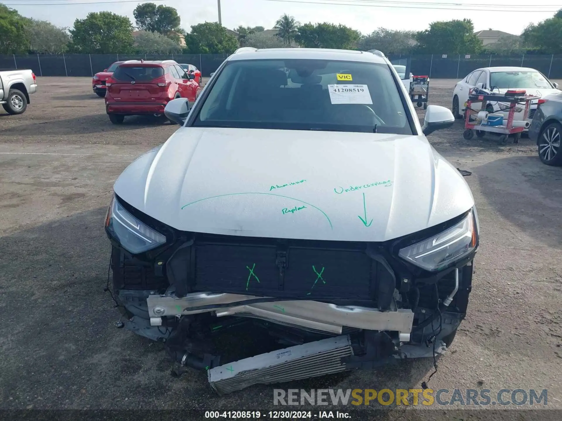 12 Photograph of a damaged car WA1CAAFY7M2055059 AUDI Q5 2021
