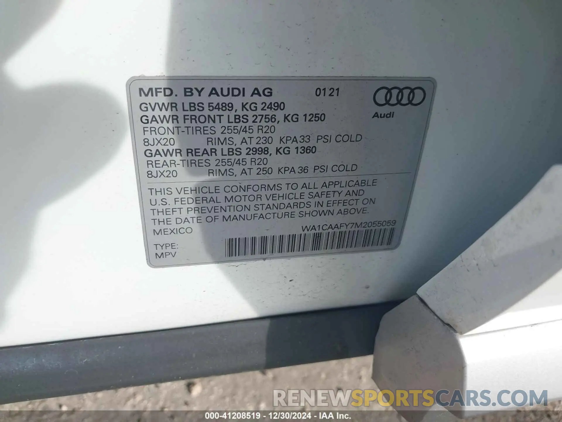 9 Photograph of a damaged car WA1CAAFY7M2055059 AUDI Q5 2021