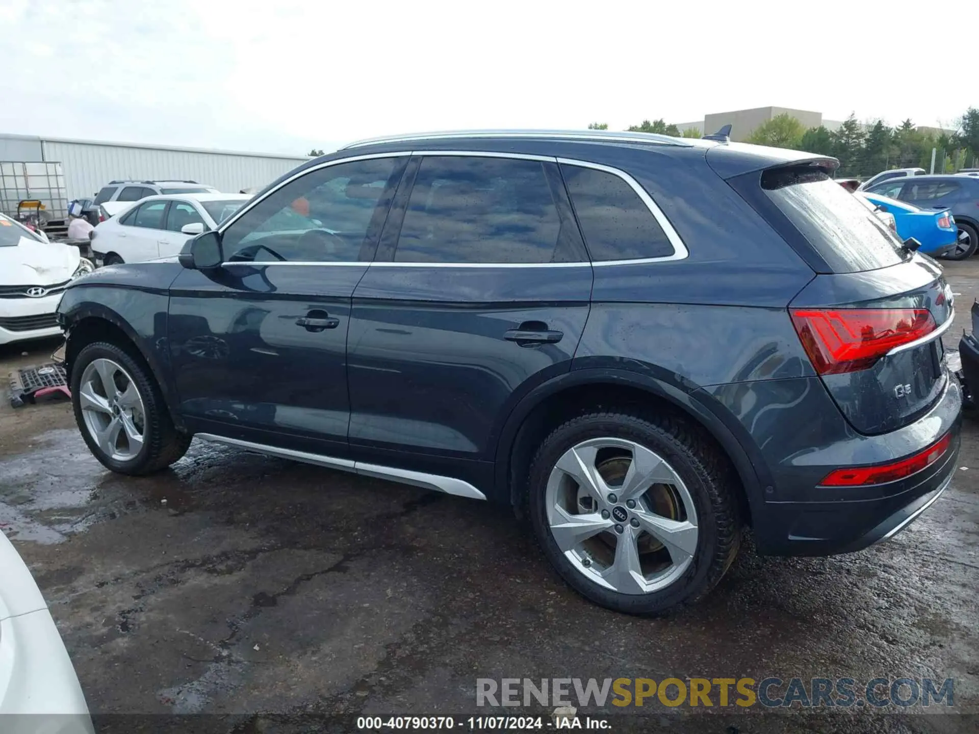 15 Photograph of a damaged car WA1CAAFY8M2054325 AUDI Q5 2021