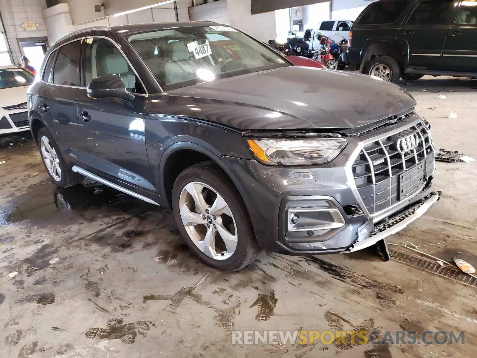 1 Photograph of a damaged car WA1CAAFYXM2058392 AUDI Q5 2021