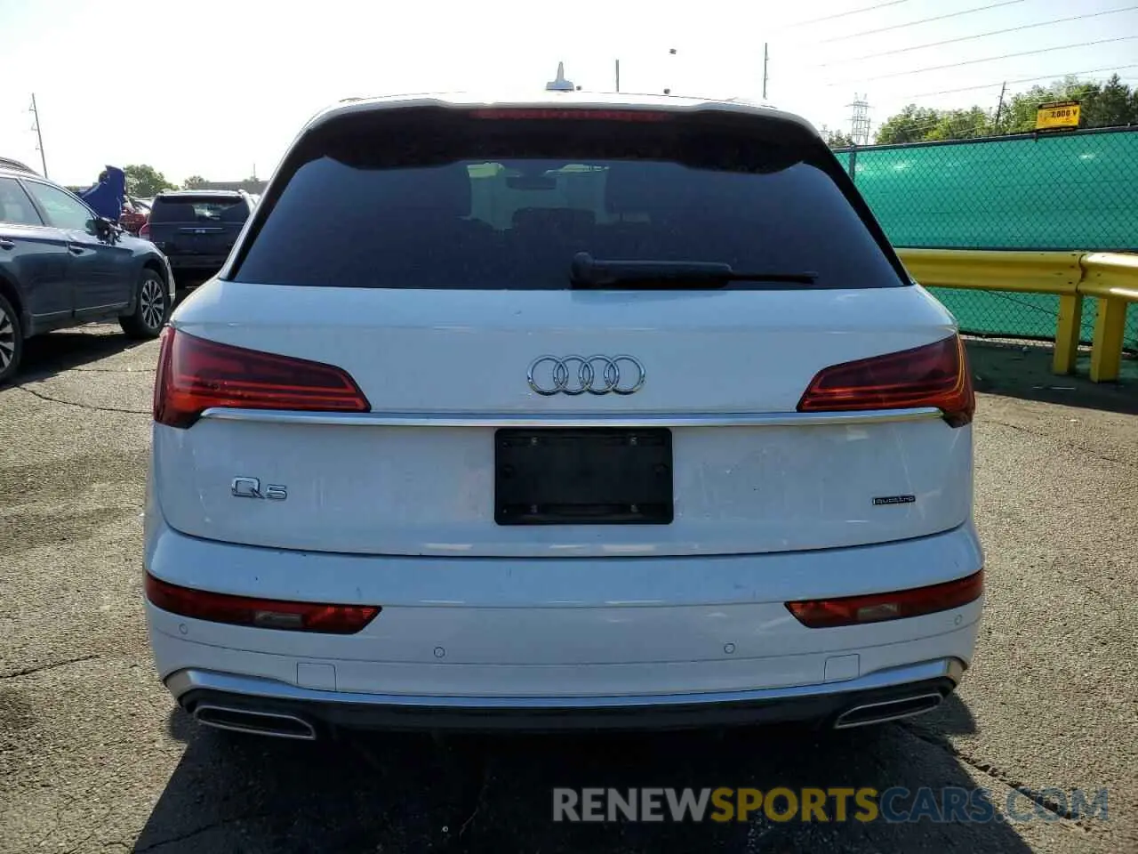 6 Photograph of a damaged car WA1E2AFY2M2082692 AUDI Q5 2021