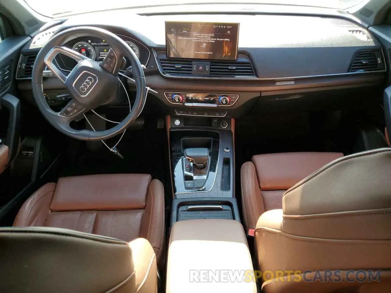 8 Photograph of a damaged car WA1E2AFY2M2082692 AUDI Q5 2021