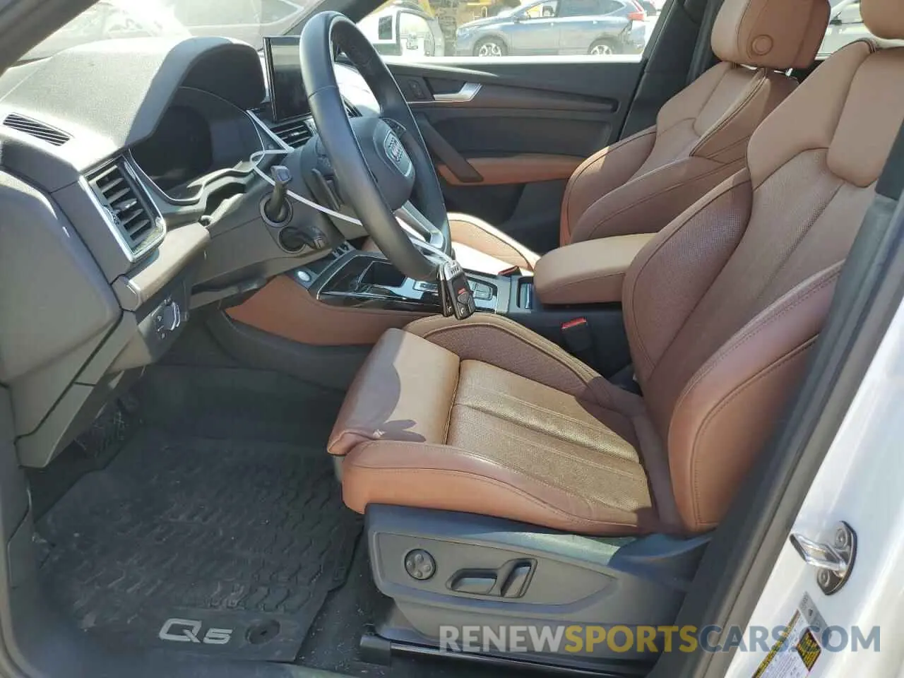7 Photograph of a damaged car WA1E2AFY2M2129560 AUDI Q5 2021