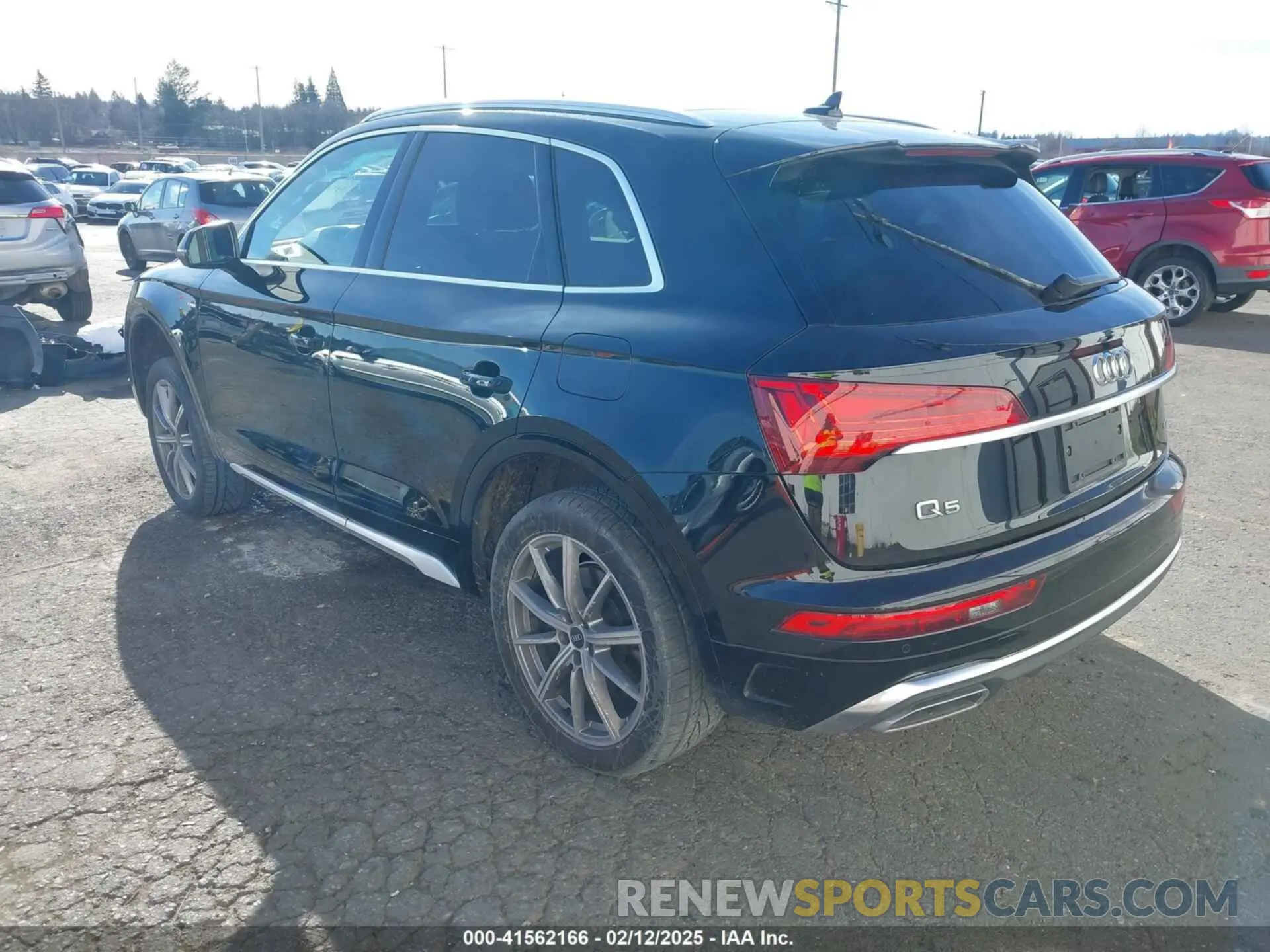 3 Photograph of a damaged car WA1E2AFY3M2114632 AUDI Q5 2021