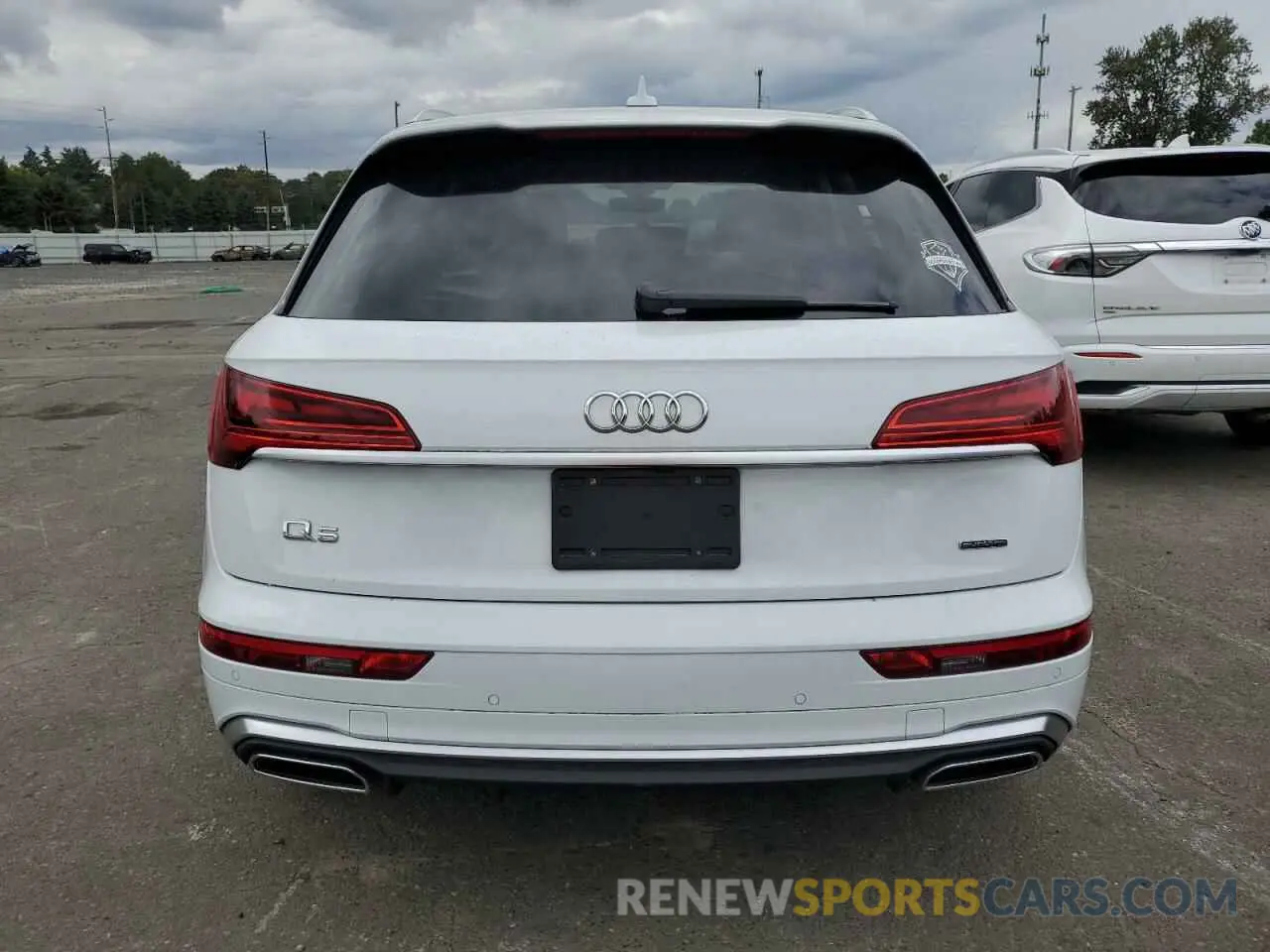 6 Photograph of a damaged car WA1E2AFY7M2064222 AUDI Q5 2021