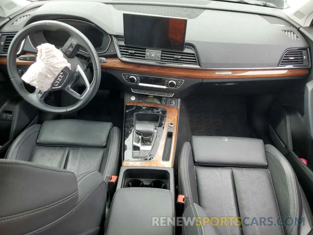 8 Photograph of a damaged car WA1E2AFY7M2064222 AUDI Q5 2021
