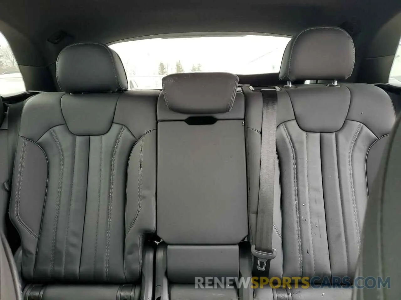 10 Фотография поврежденного автомобиля WA1EAAFY4M2055786 AUDI Q5 2021