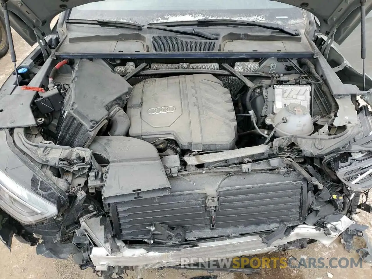 12 Фотография поврежденного автомобиля WA1EAAFY4M2055786 AUDI Q5 2021