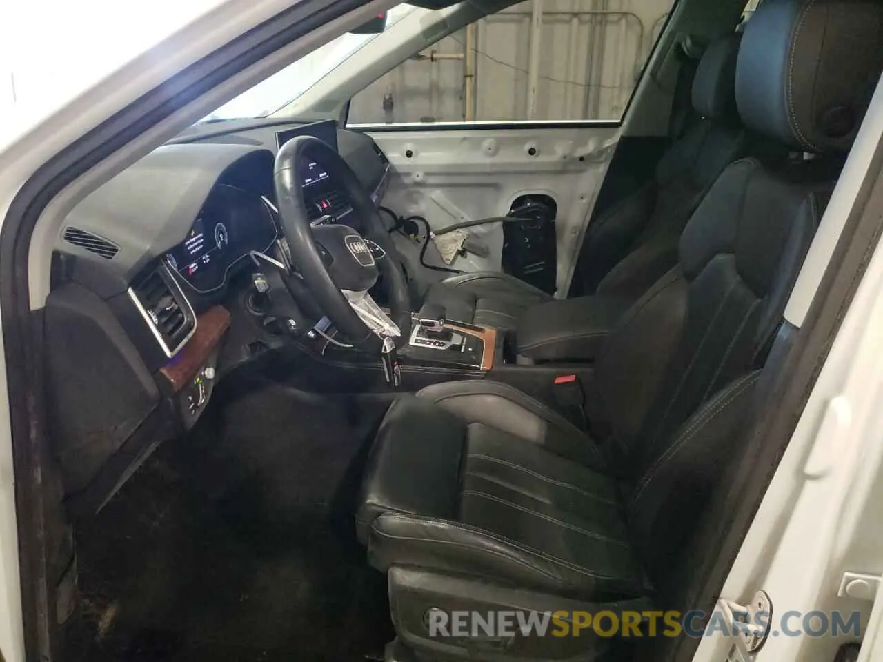 7 Photograph of a damaged car WA1F2AFY9M2046955 AUDI Q5 2021