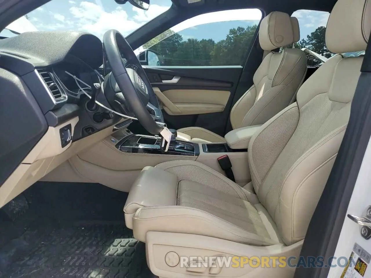 7 Photograph of a damaged car WA15AAFY2N2049972 AUDI Q5 2022