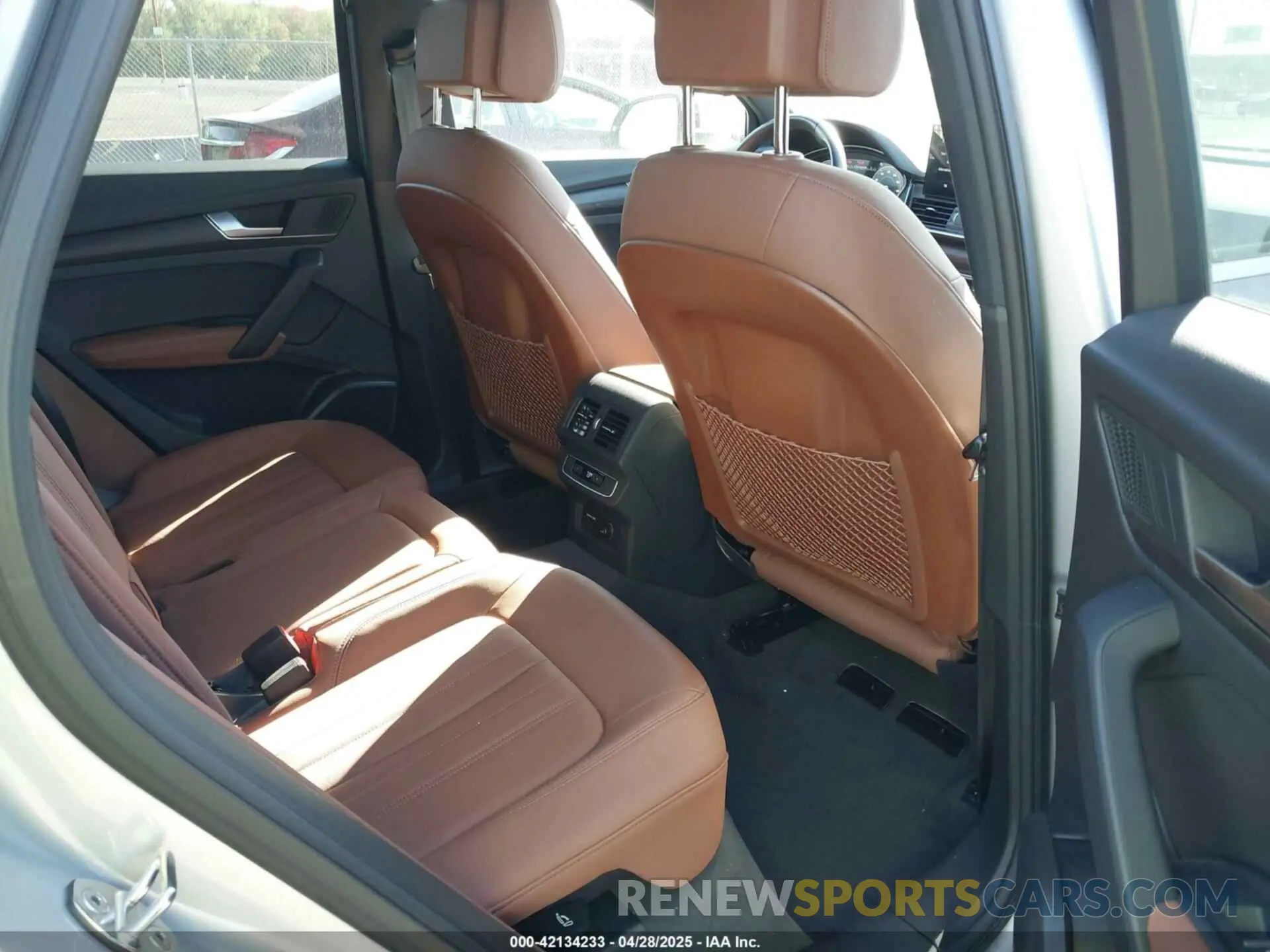 8 Фотография поврежденного автомобиля WA1BBAFY4N2133064 AUDI Q5 2022