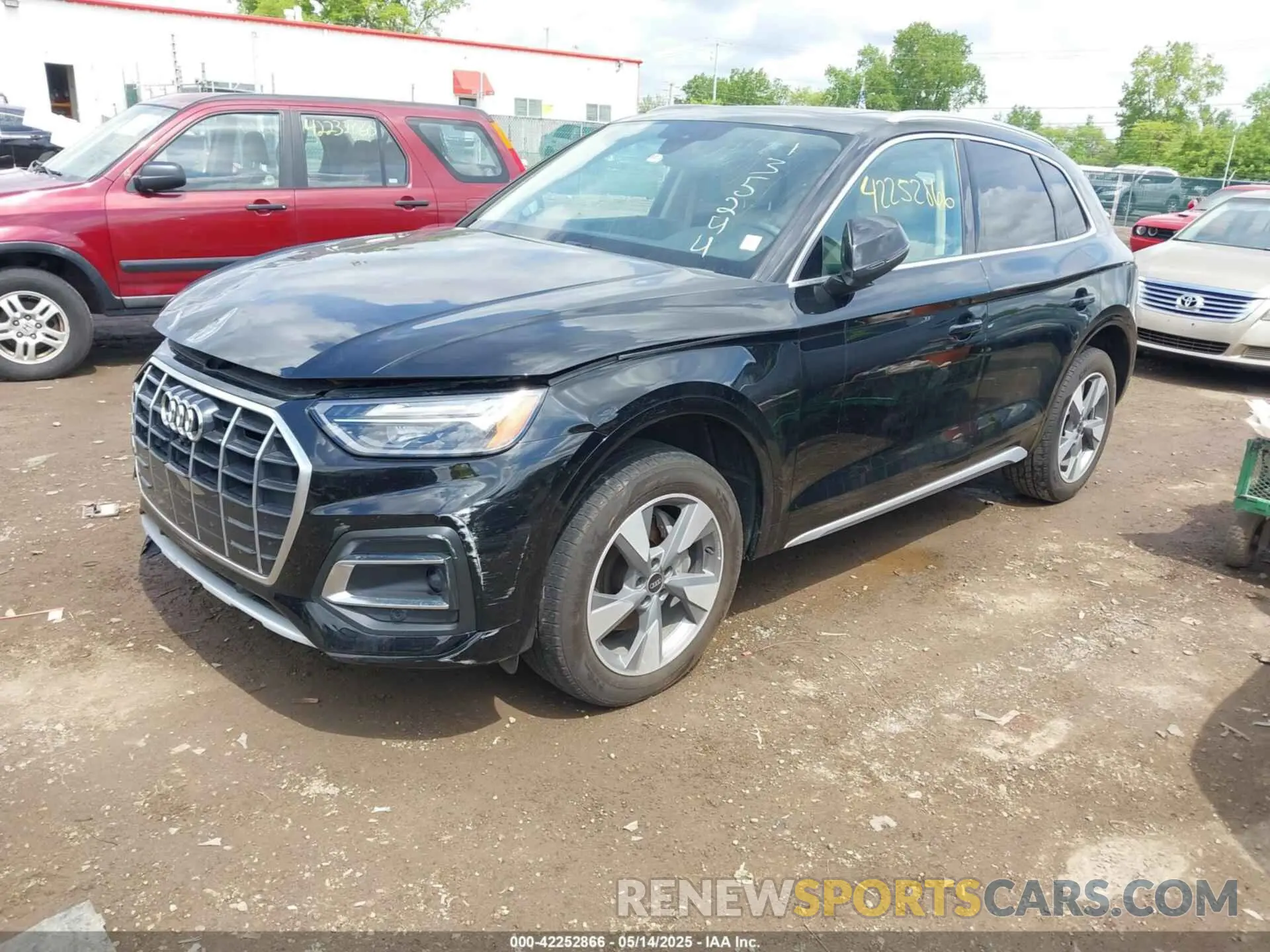 2 Фотография поврежденного автомобиля WA1BBAFY5N2135244 AUDI Q5 2022