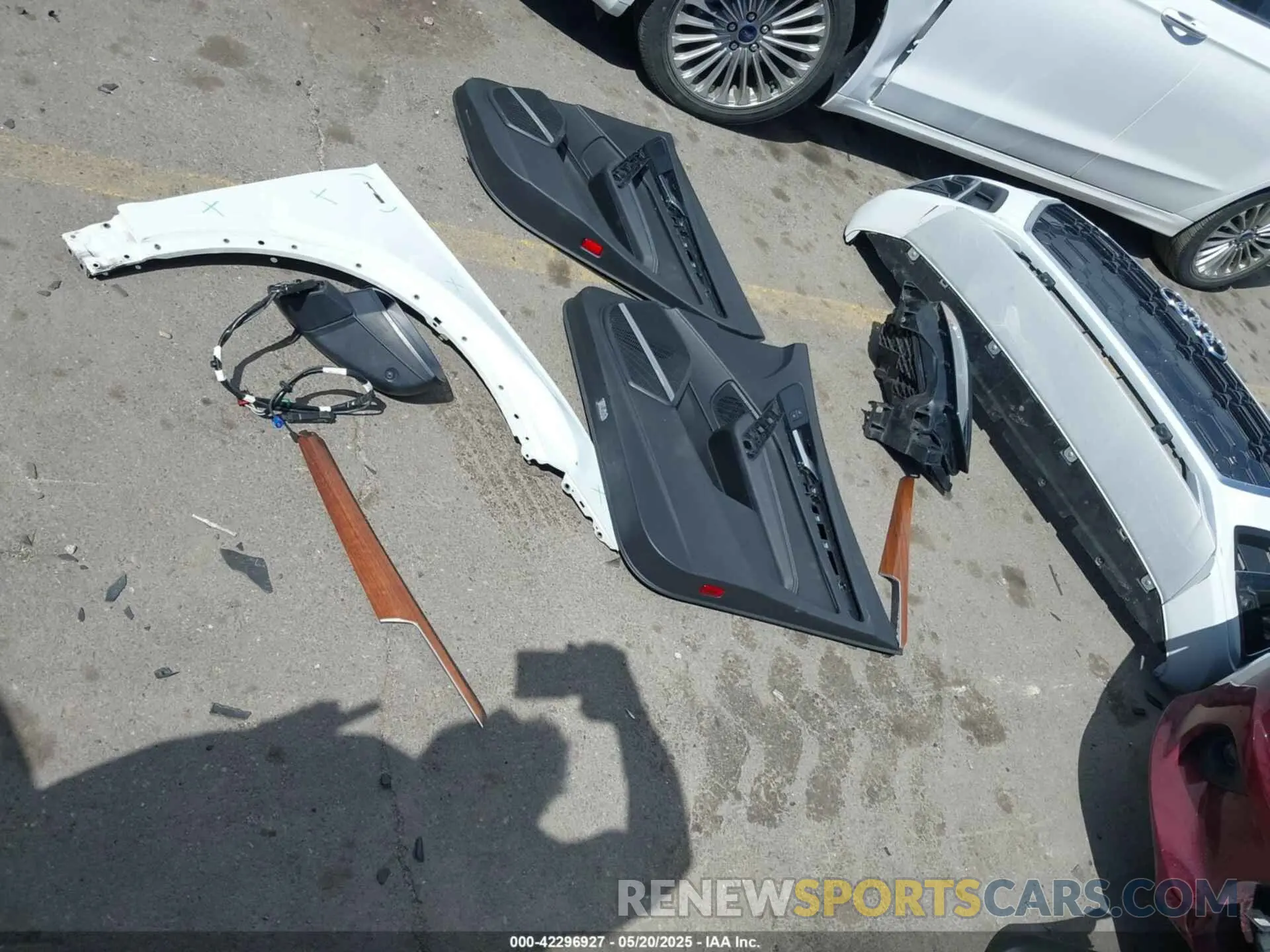 12 Фотография поврежденного автомобиля WA1EAAFY0N2021054 AUDI Q5 2022