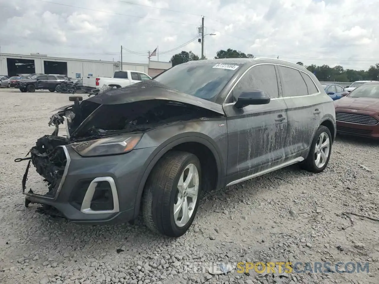 1 Photograph of a damaged car WA1EAAFY0N2063739 AUDI Q5 2022