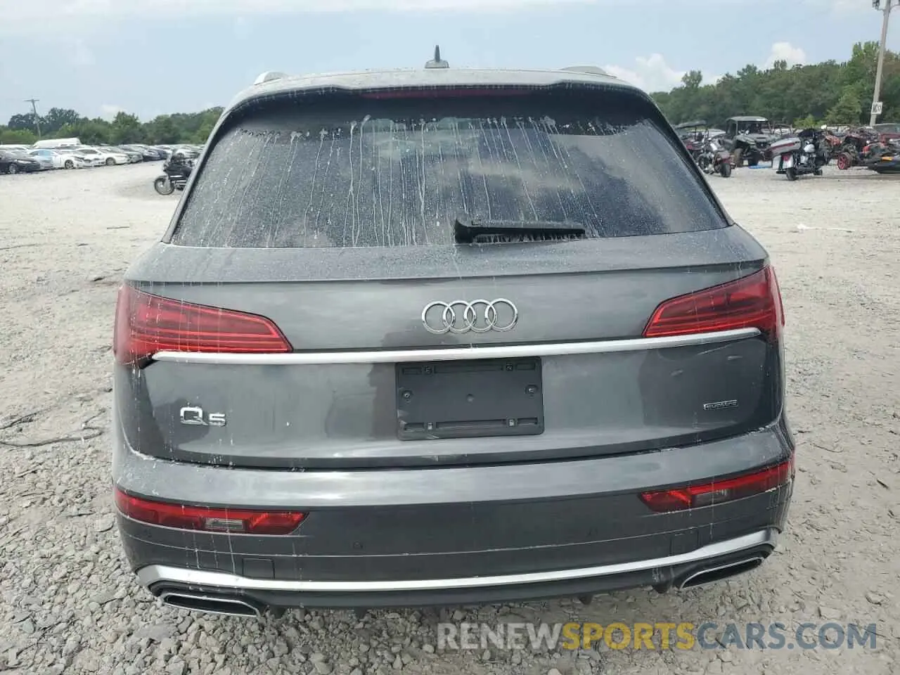 6 Photograph of a damaged car WA1EAAFY0N2063739 AUDI Q5 2022