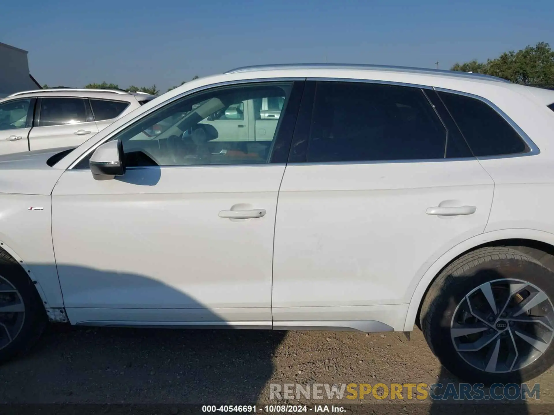 15 Фотография поврежденного автомобиля WA1EAAFY0N2086809 AUDI Q5 2022