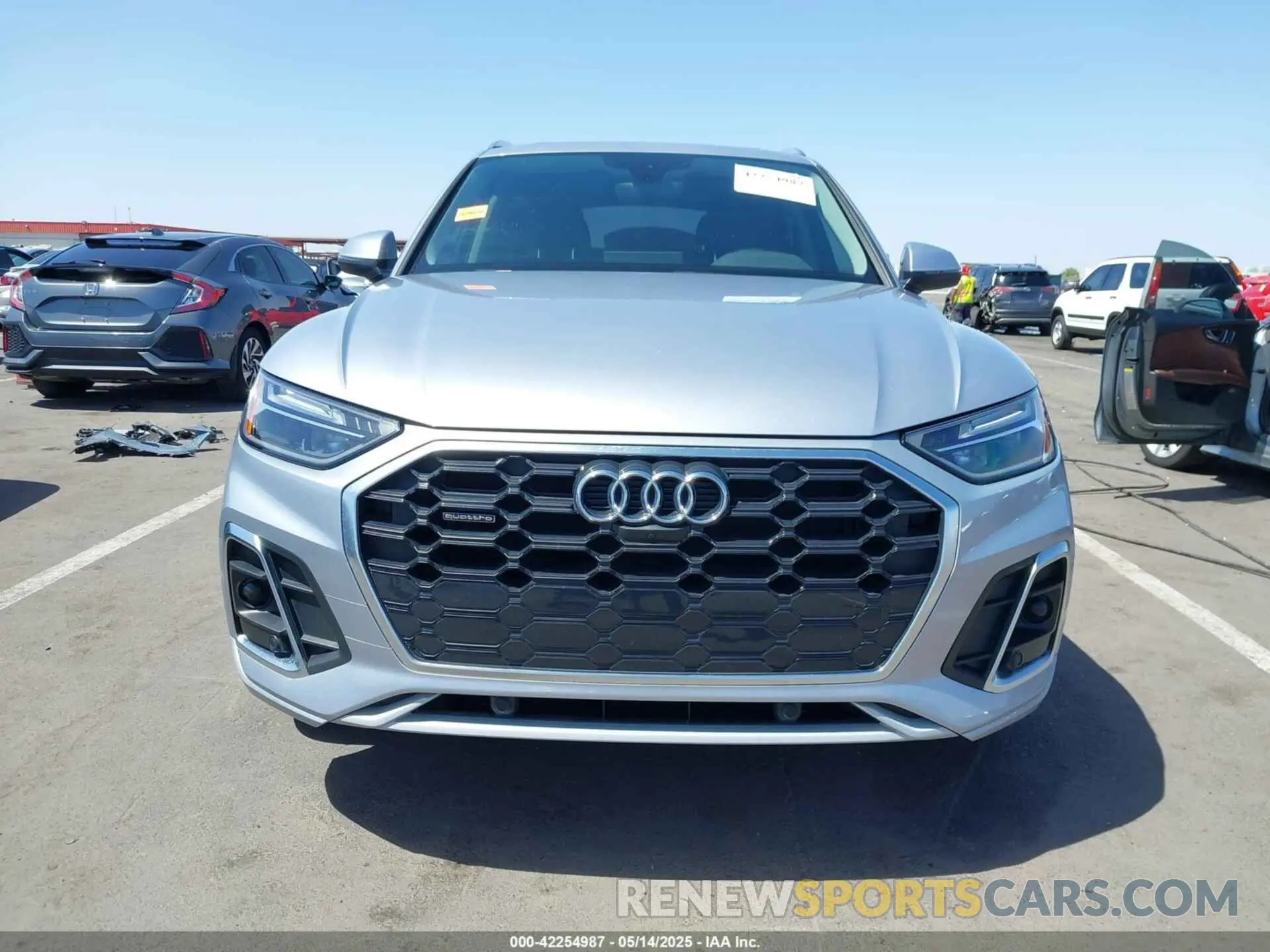 12 Фотография поврежденного автомобиля WA1EAAFY0N2105214 AUDI Q5 2022