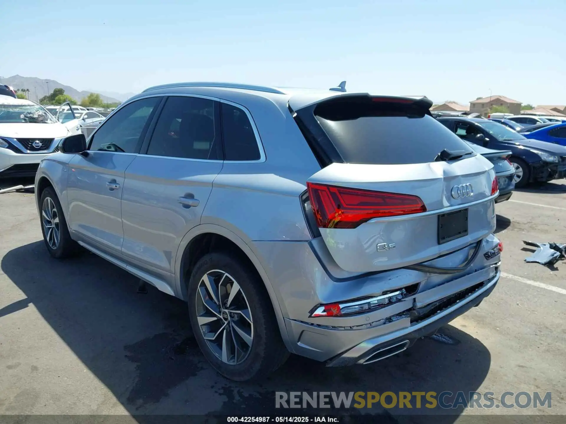 3 Фотография поврежденного автомобиля WA1EAAFY0N2105214 AUDI Q5 2022