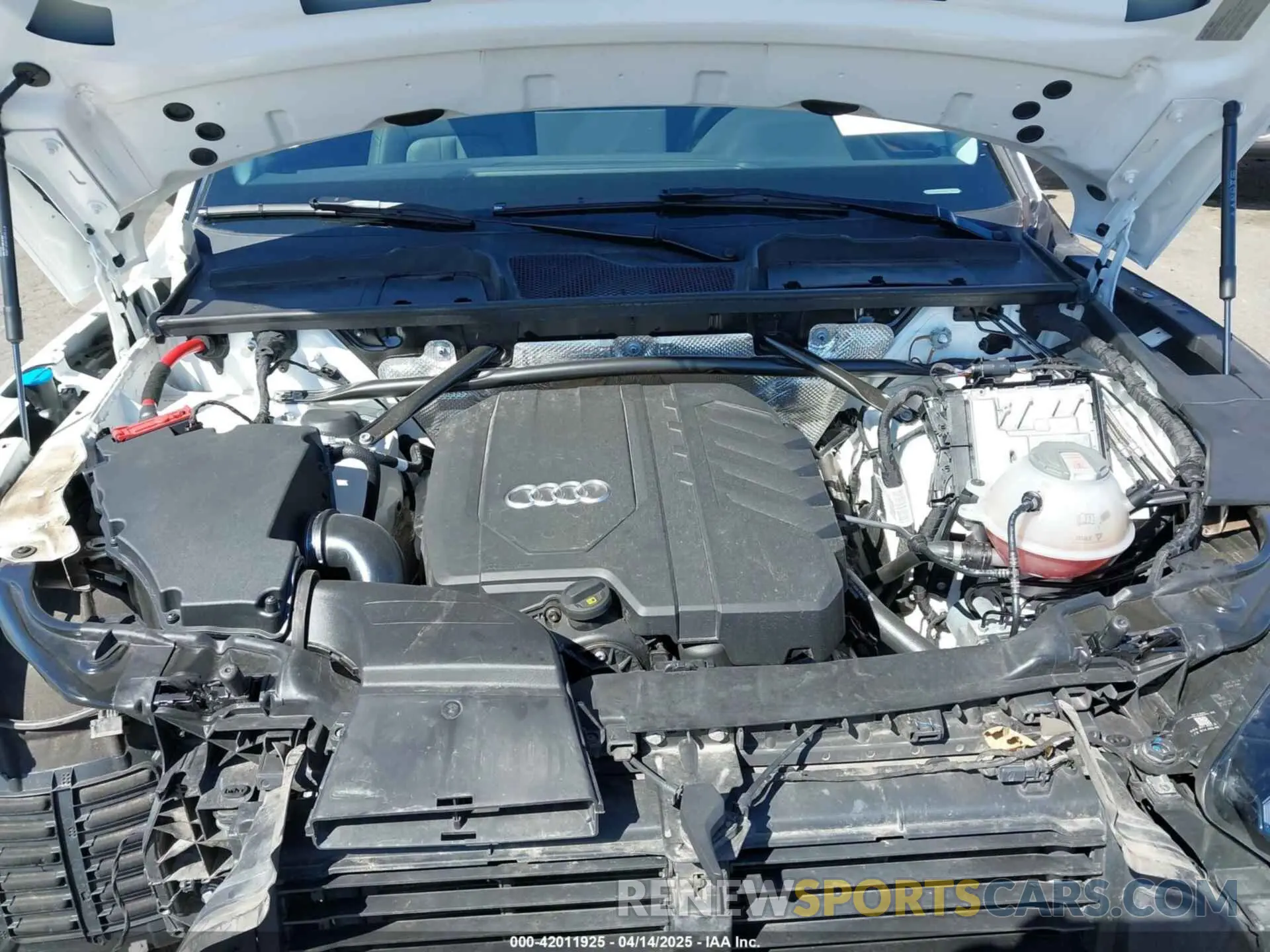 10 Фотография поврежденного автомобиля WA1EAAFY0N2112616 AUDI Q5 2022