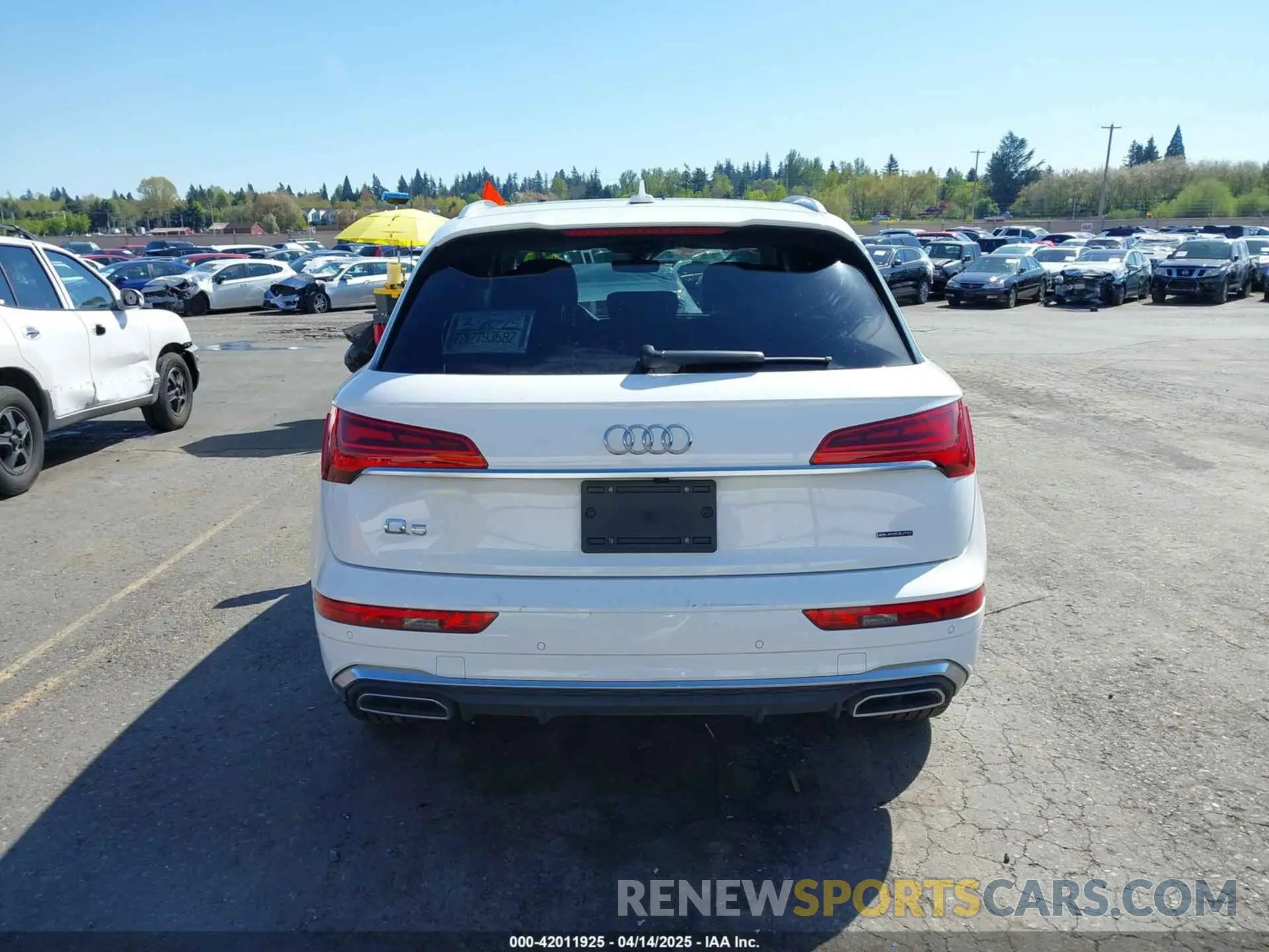 17 Фотография поврежденного автомобиля WA1EAAFY0N2112616 AUDI Q5 2022
