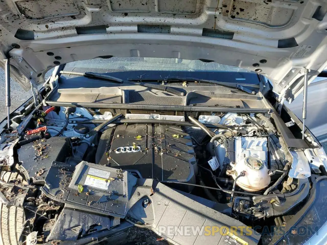 12 Photograph of a damaged car WA1EAAFY0N2130050 AUDI Q5 2022