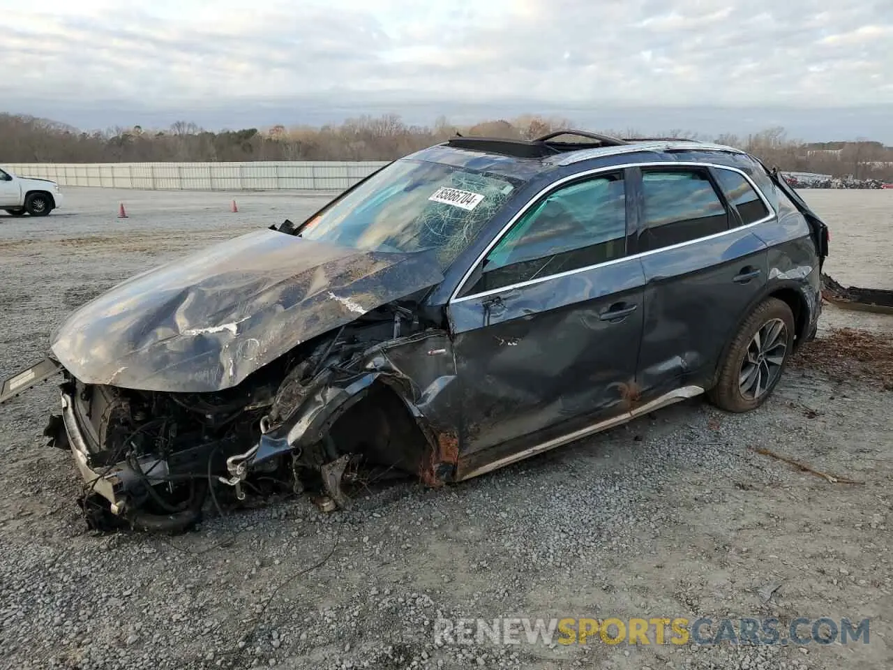 1 Photograph of a damaged car WA1EAAFY1N2016395 AUDI Q5 2022