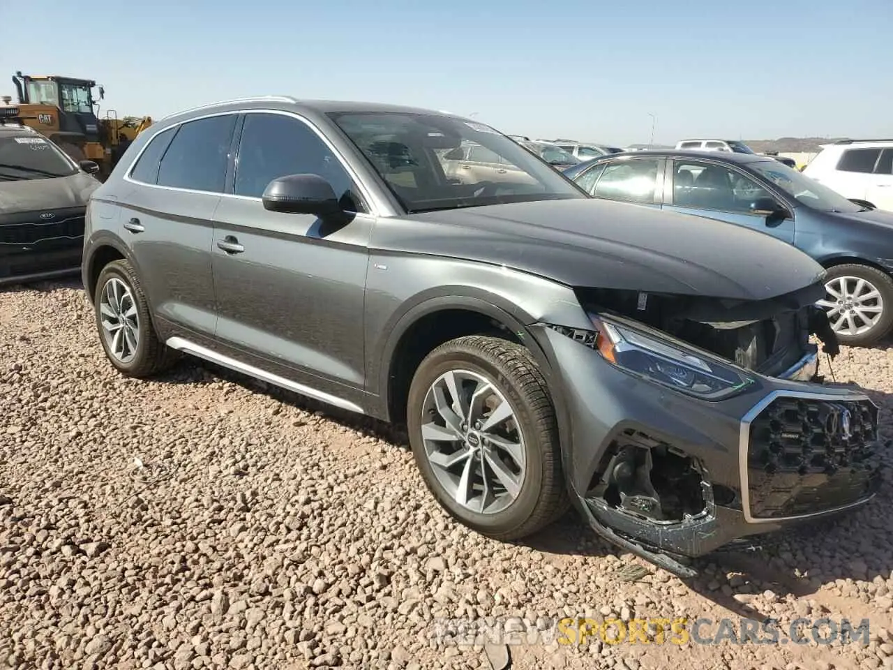 4 Photograph of a damaged car WA1EAAFY1N2094997 AUDI Q5 2022