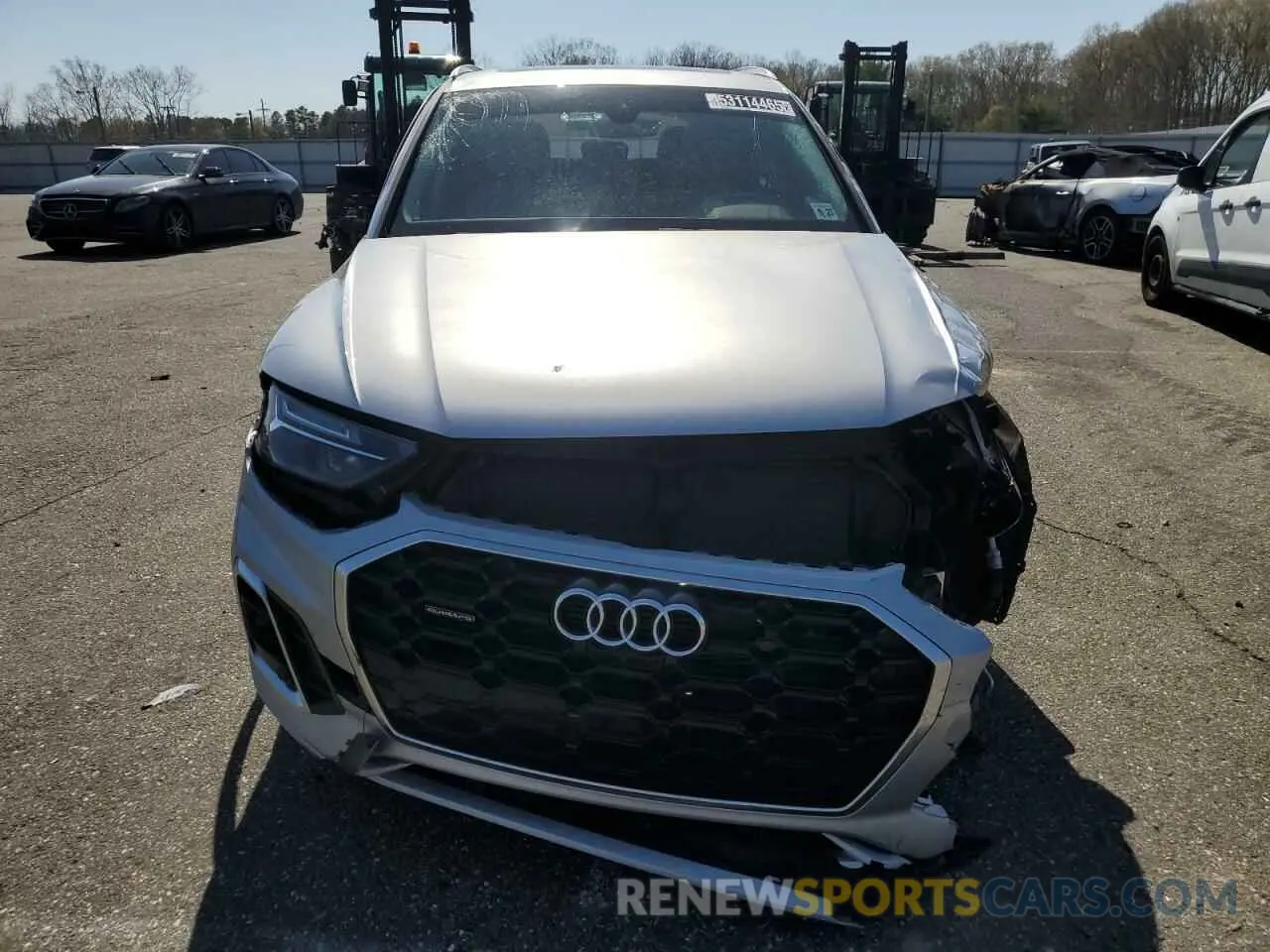 5 Photograph of a damaged car WA1EAAFY1N2133216 AUDI Q5 2022