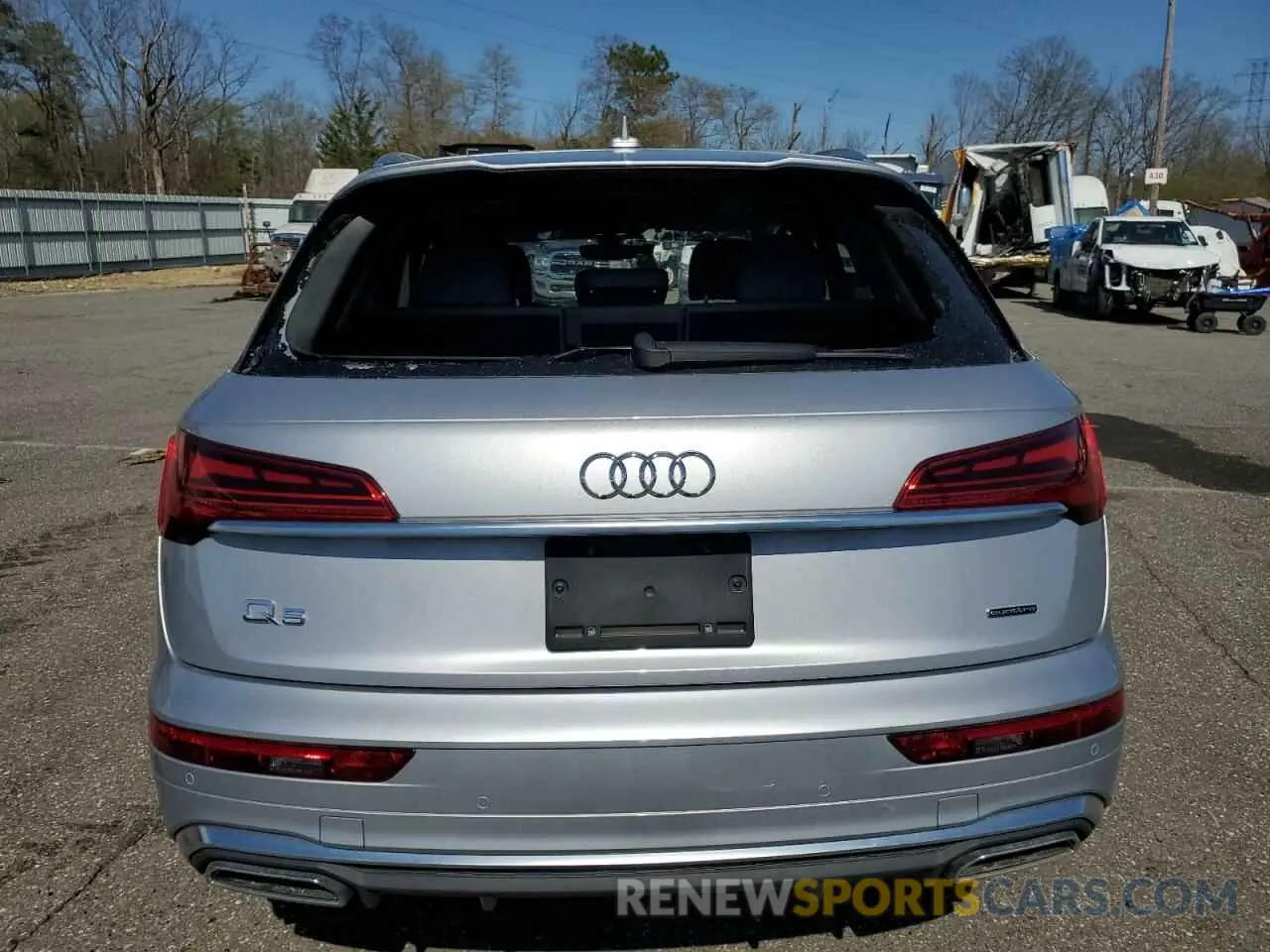 6 Photograph of a damaged car WA1EAAFY1N2133216 AUDI Q5 2022