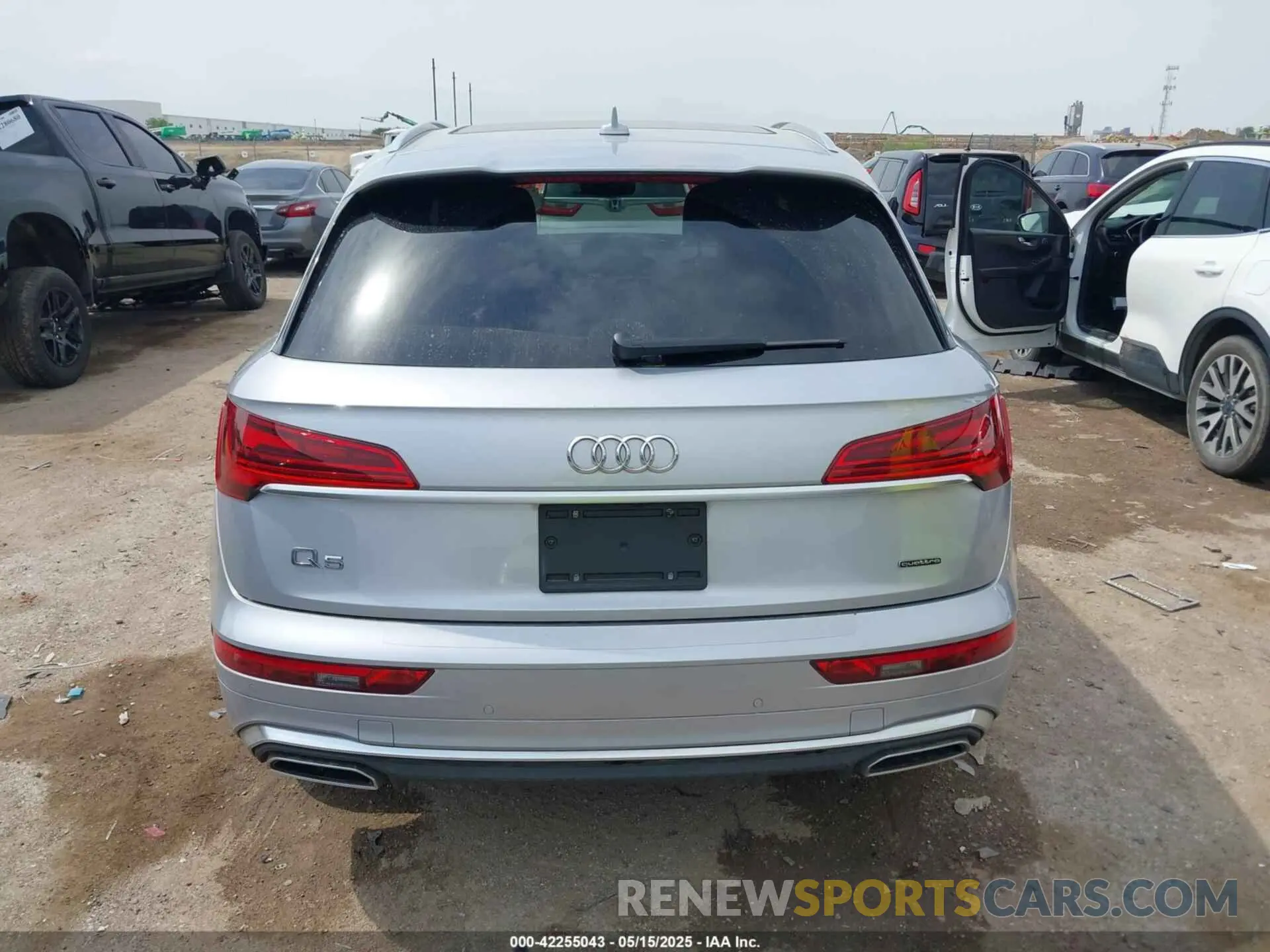 16 Фотография поврежденного автомобиля WA1EAAFY2N2081546 AUDI Q5 2022