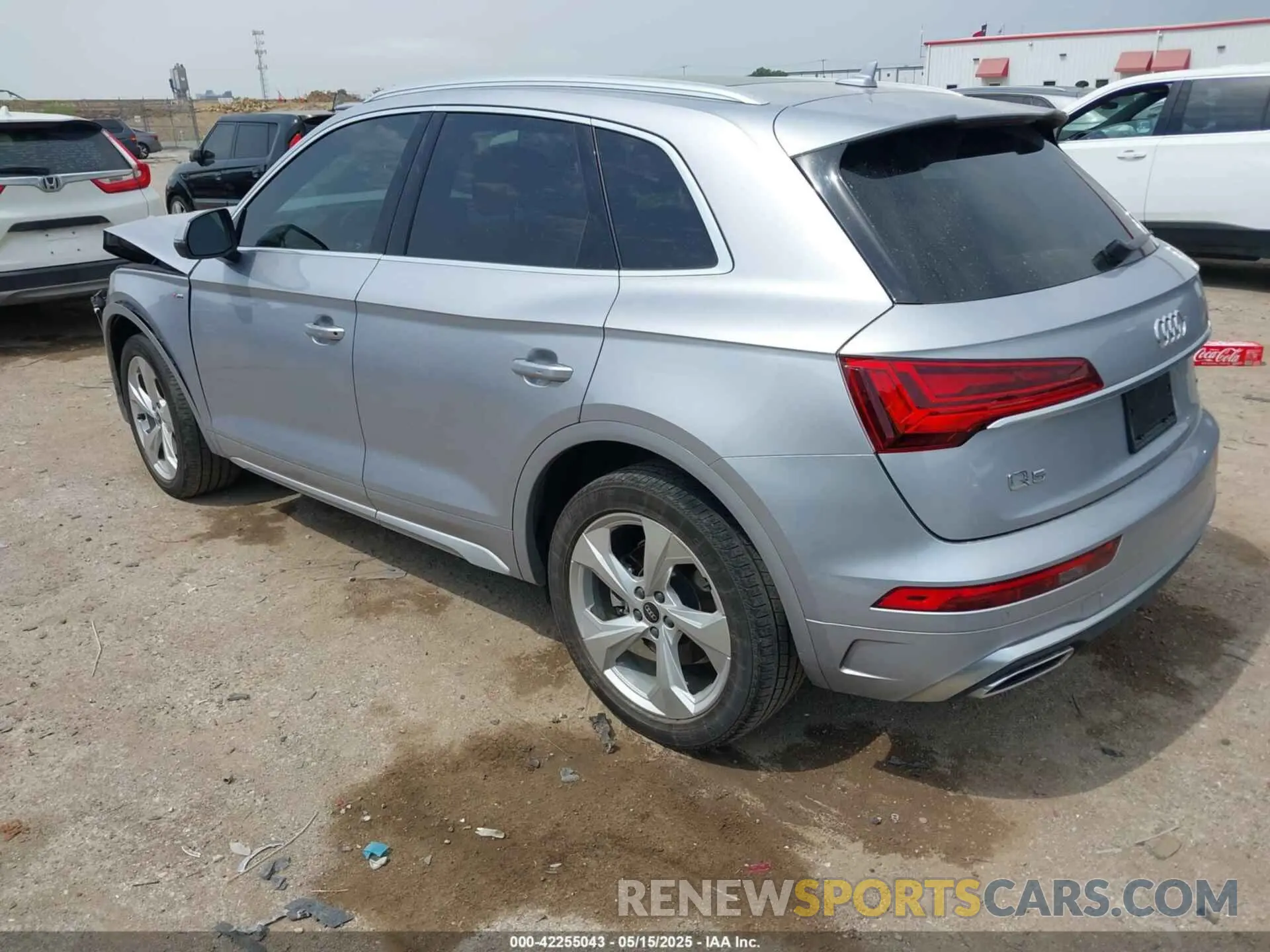3 Фотография поврежденного автомобиля WA1EAAFY2N2081546 AUDI Q5 2022
